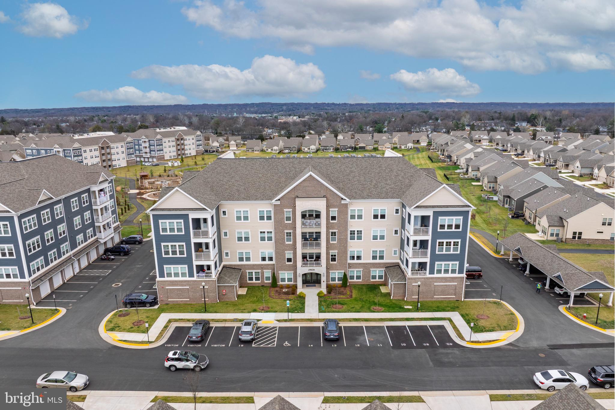 MONTEBELLO - Residential