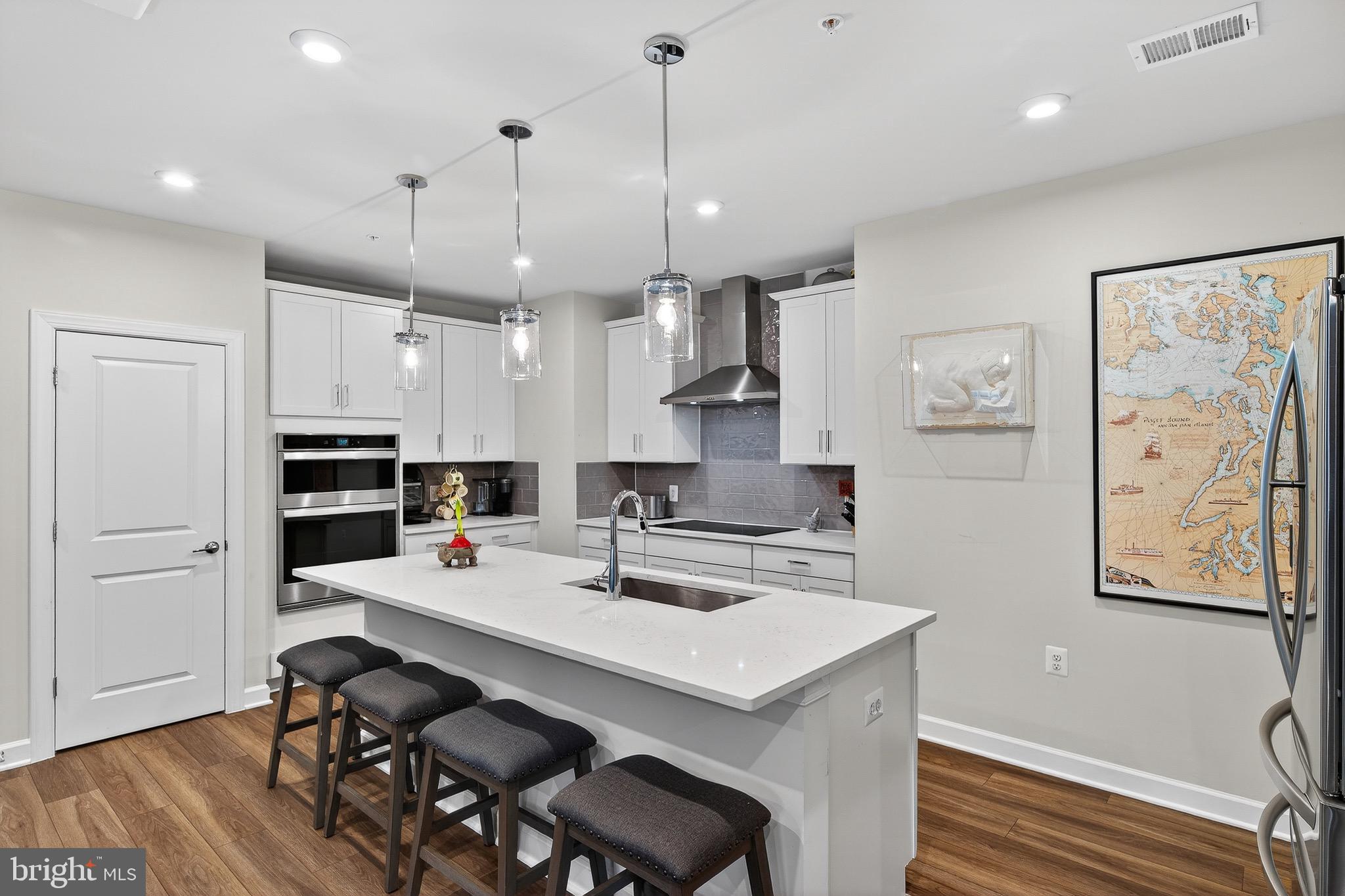 MONTEBELLO - Residential