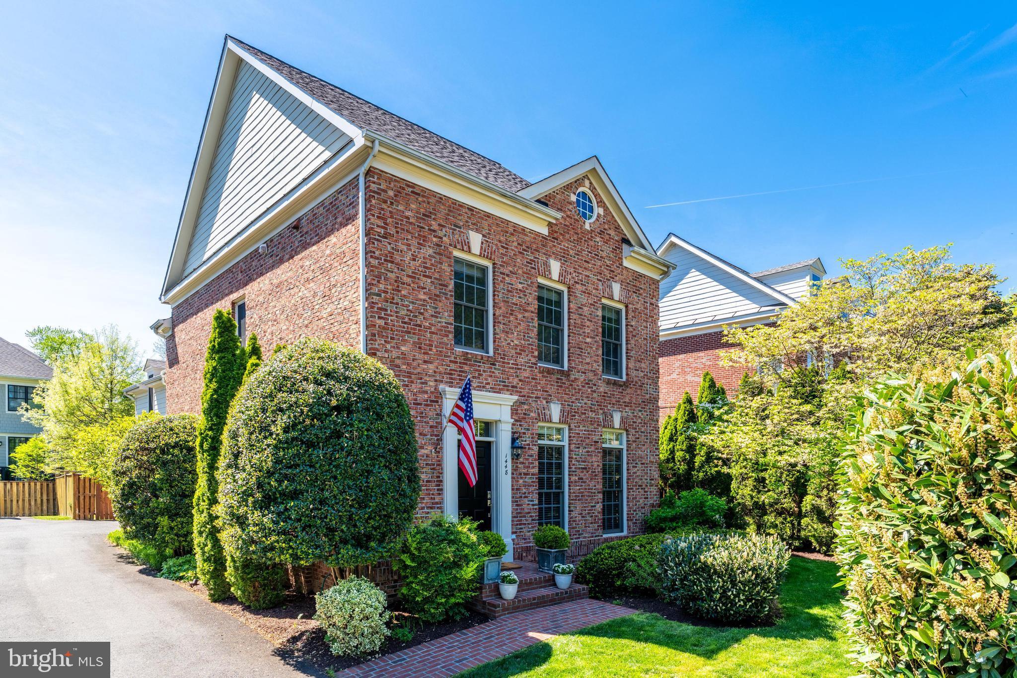 WEST MC LEAN - Residential