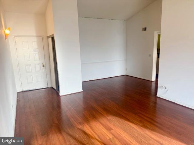 LEISURE WORLD - Residential