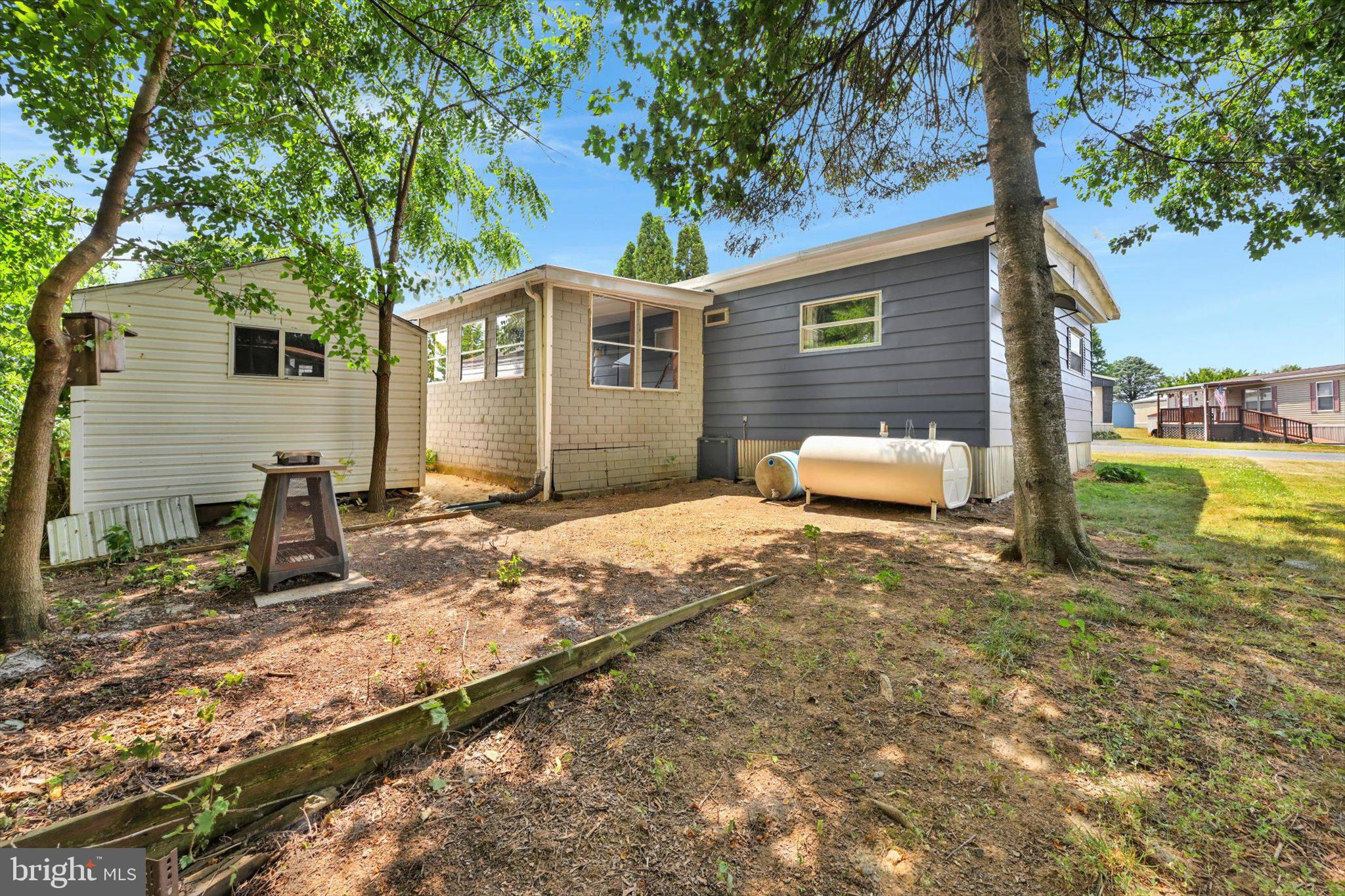 PALM CITY PARK - Residential