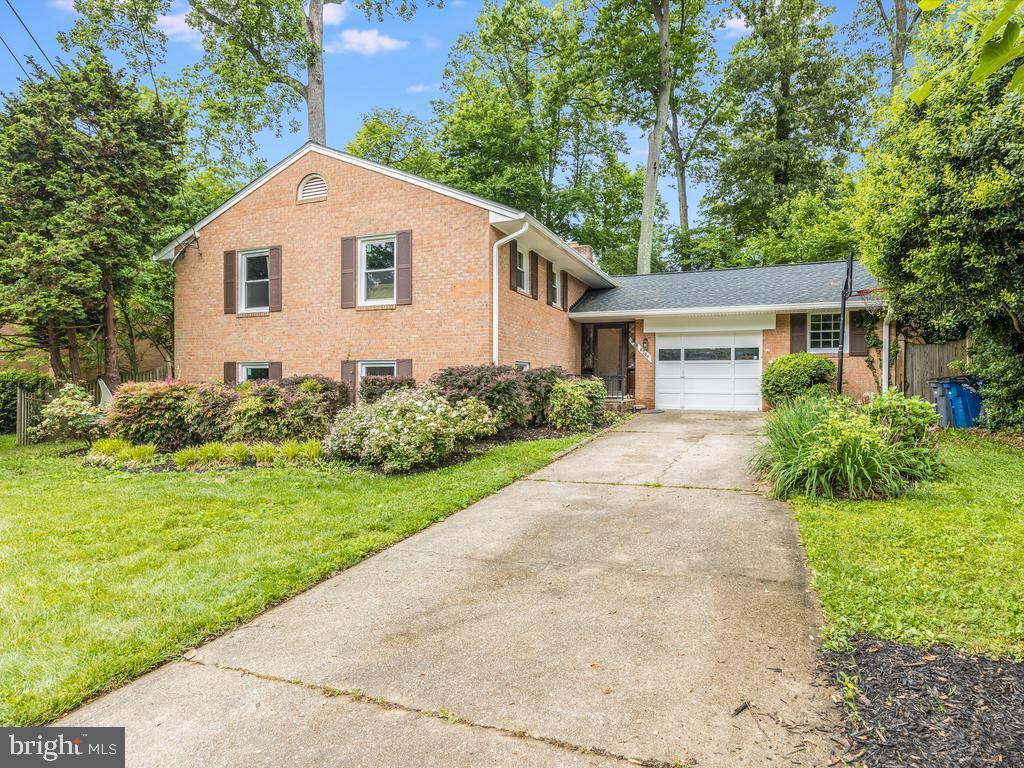 WILLOW WOODS - Residential