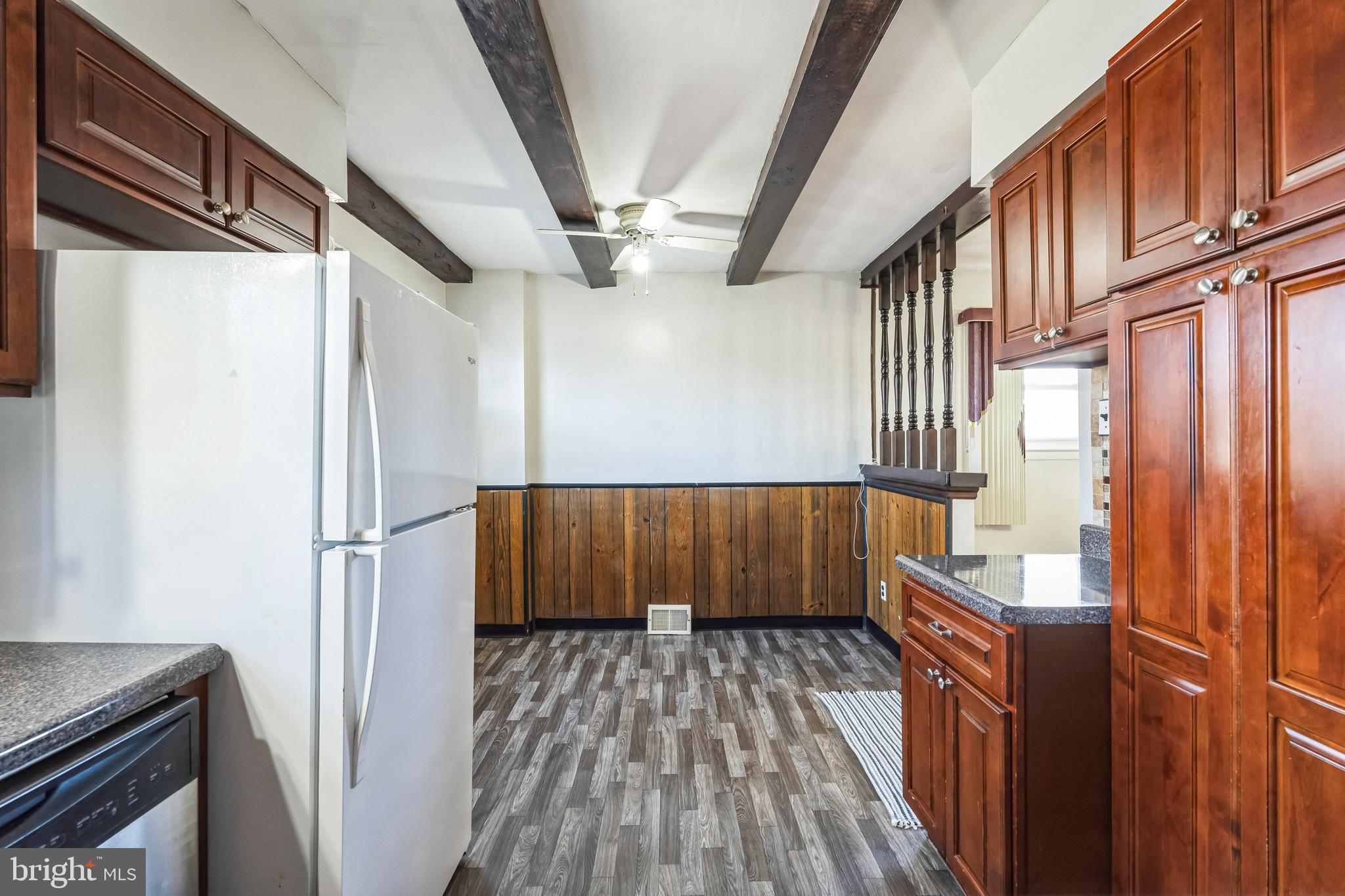 SOMERTON - Residential