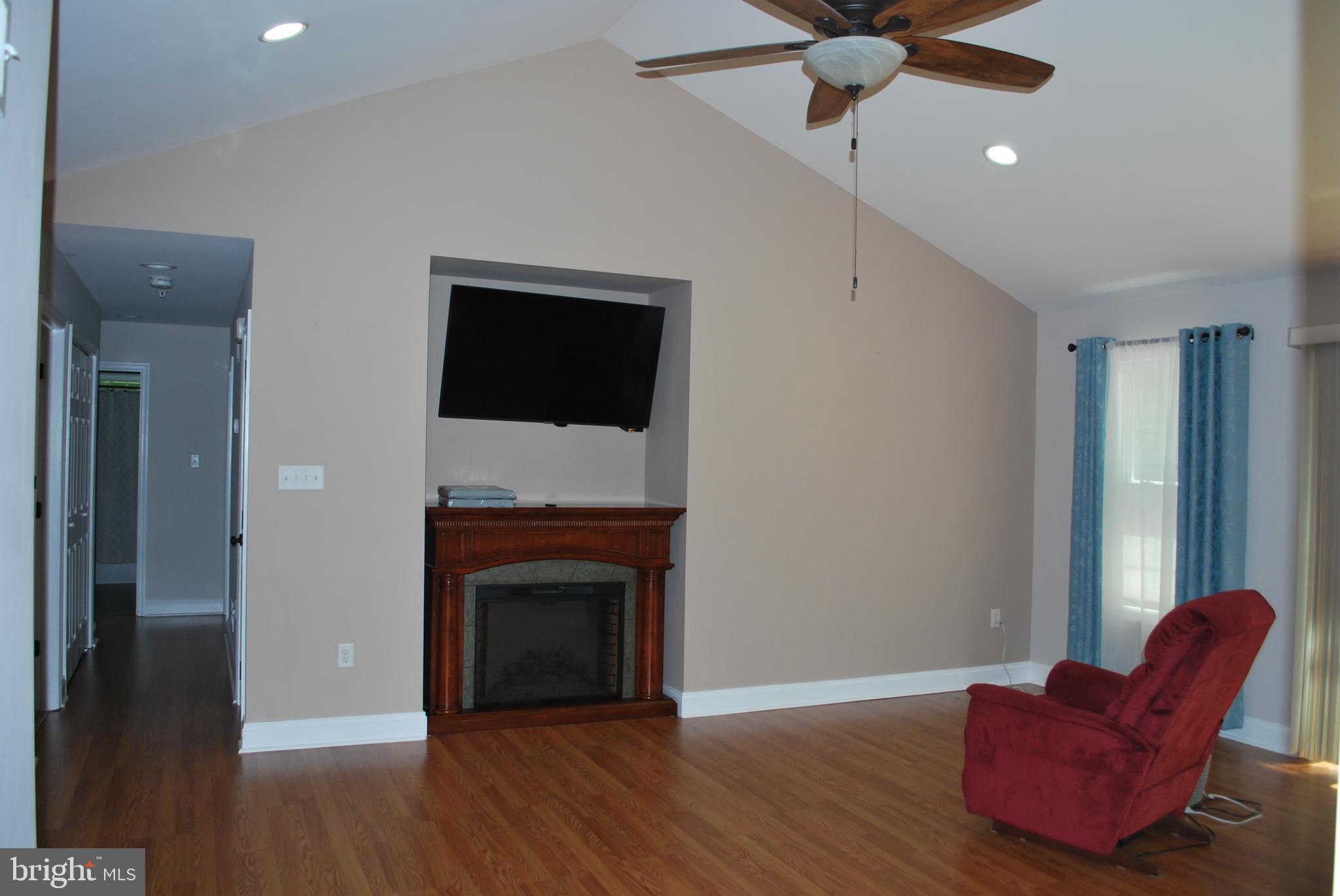 BALDWIN STATION - Residential