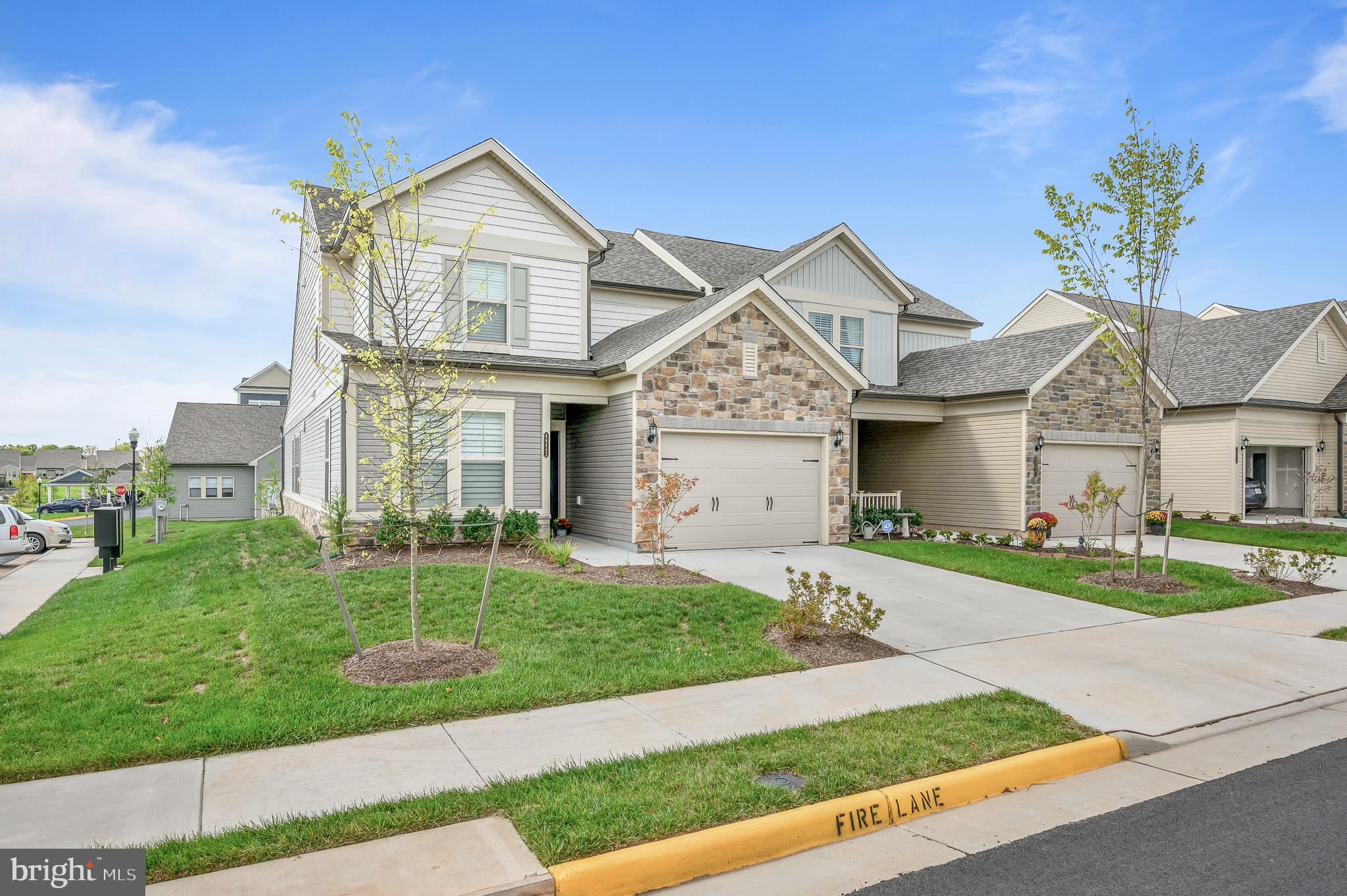 MONTEBELLO - Residential