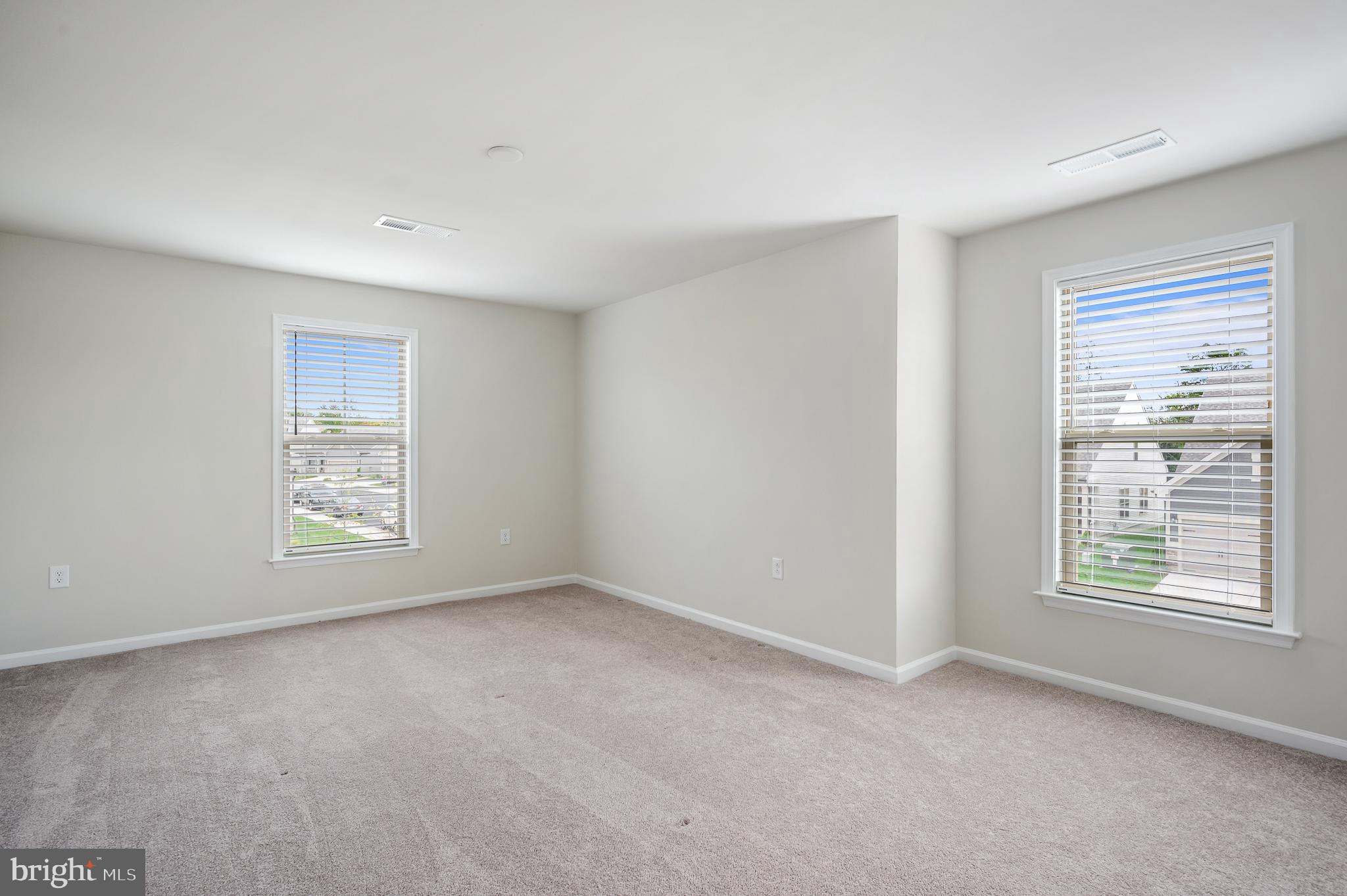 MONTEBELLO - Residential
