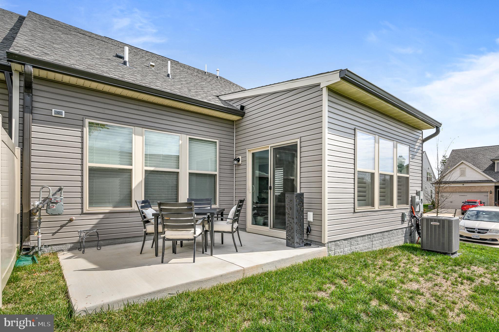 MONTEBELLO - Residential