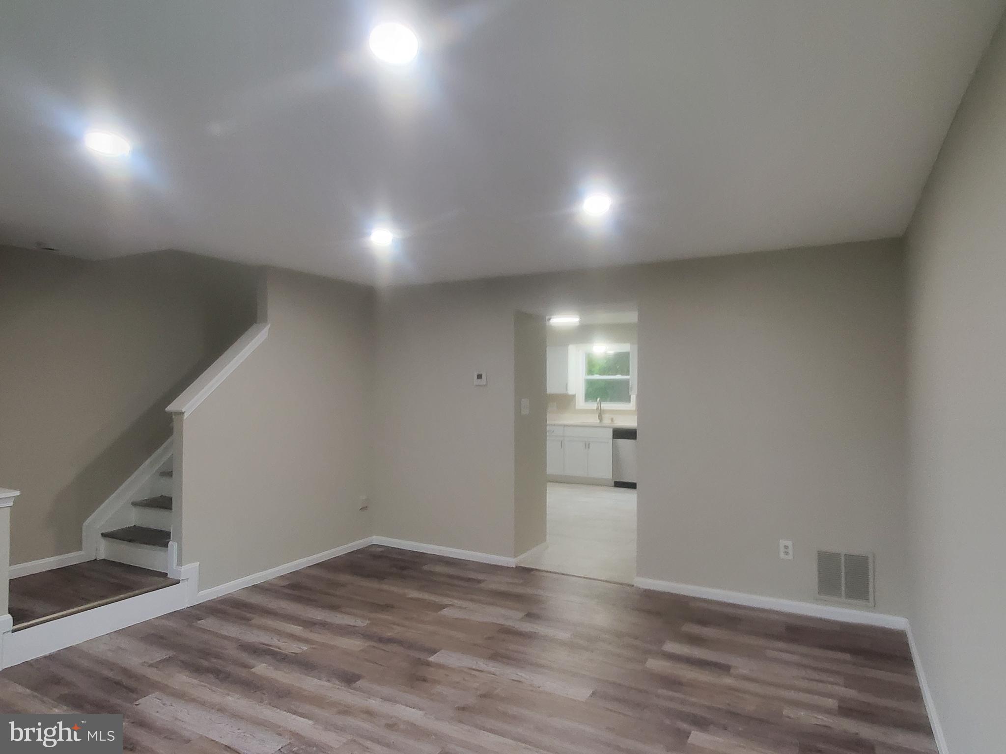 LONGMEAD CROSSING - Residential