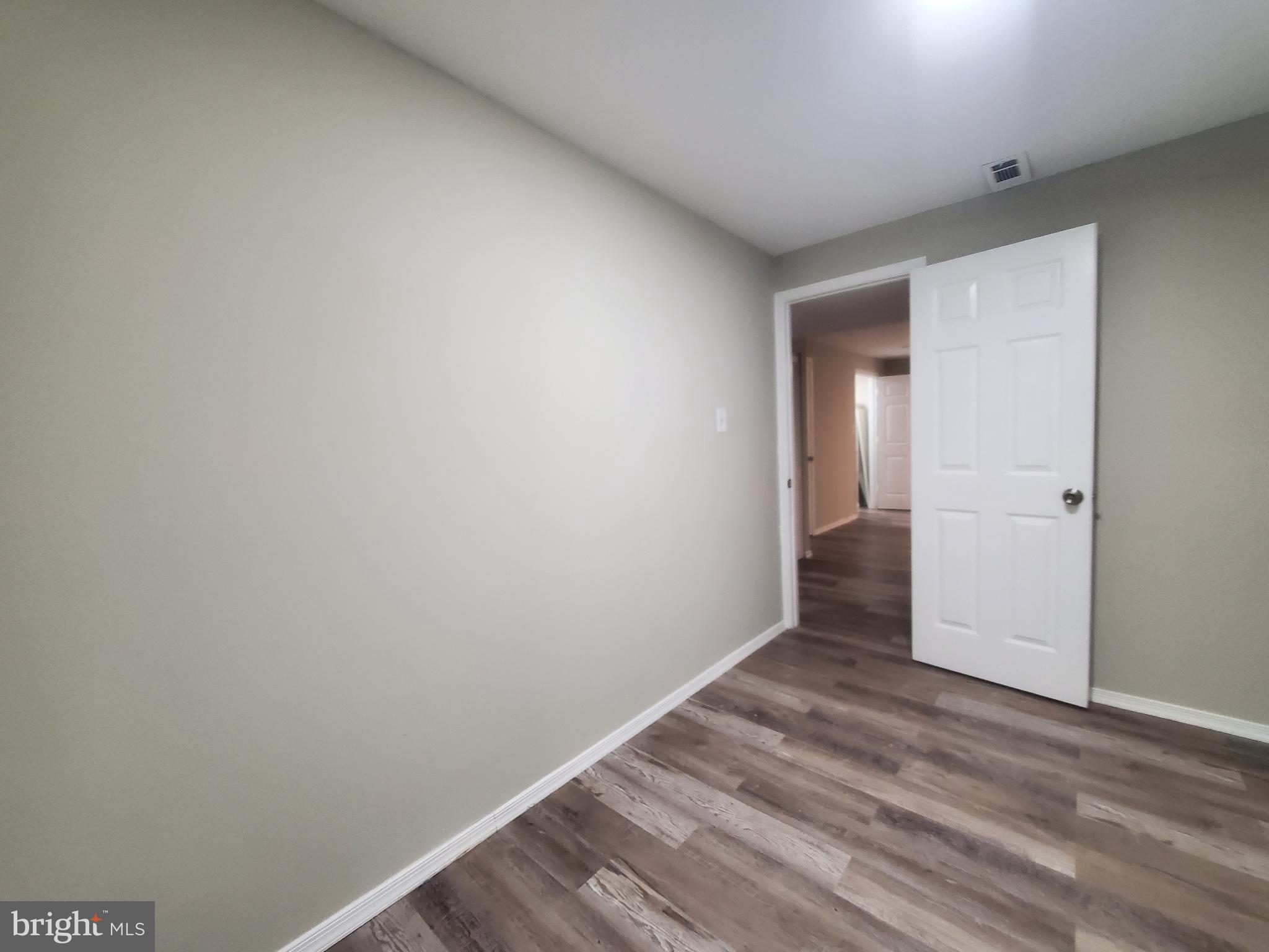 LONGMEAD CROSSING - Residential