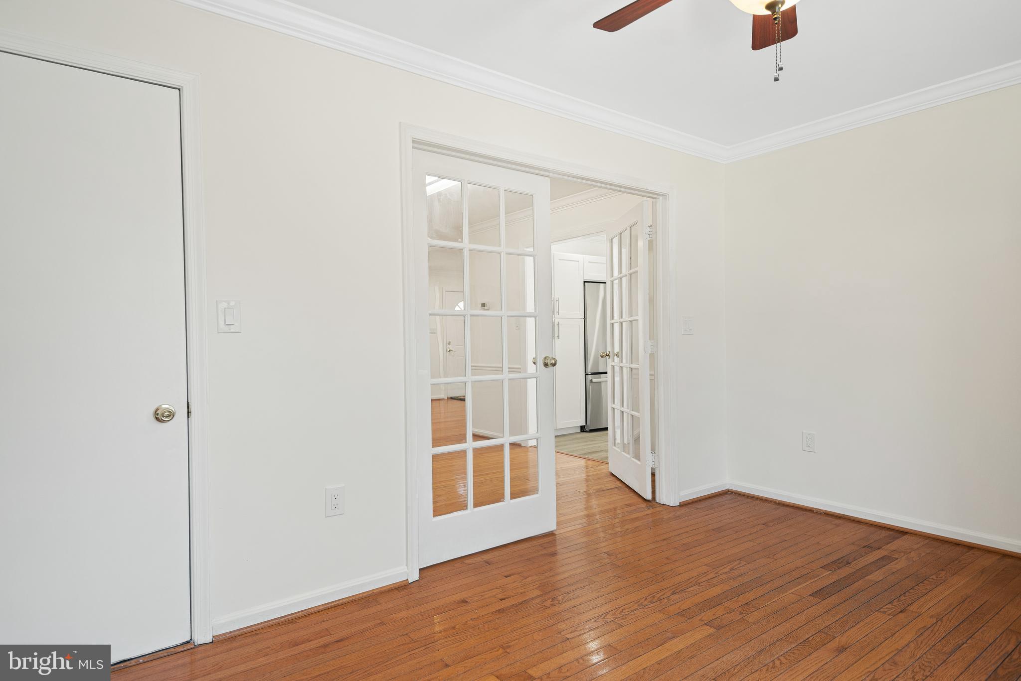 MILLS FARM - Residential
