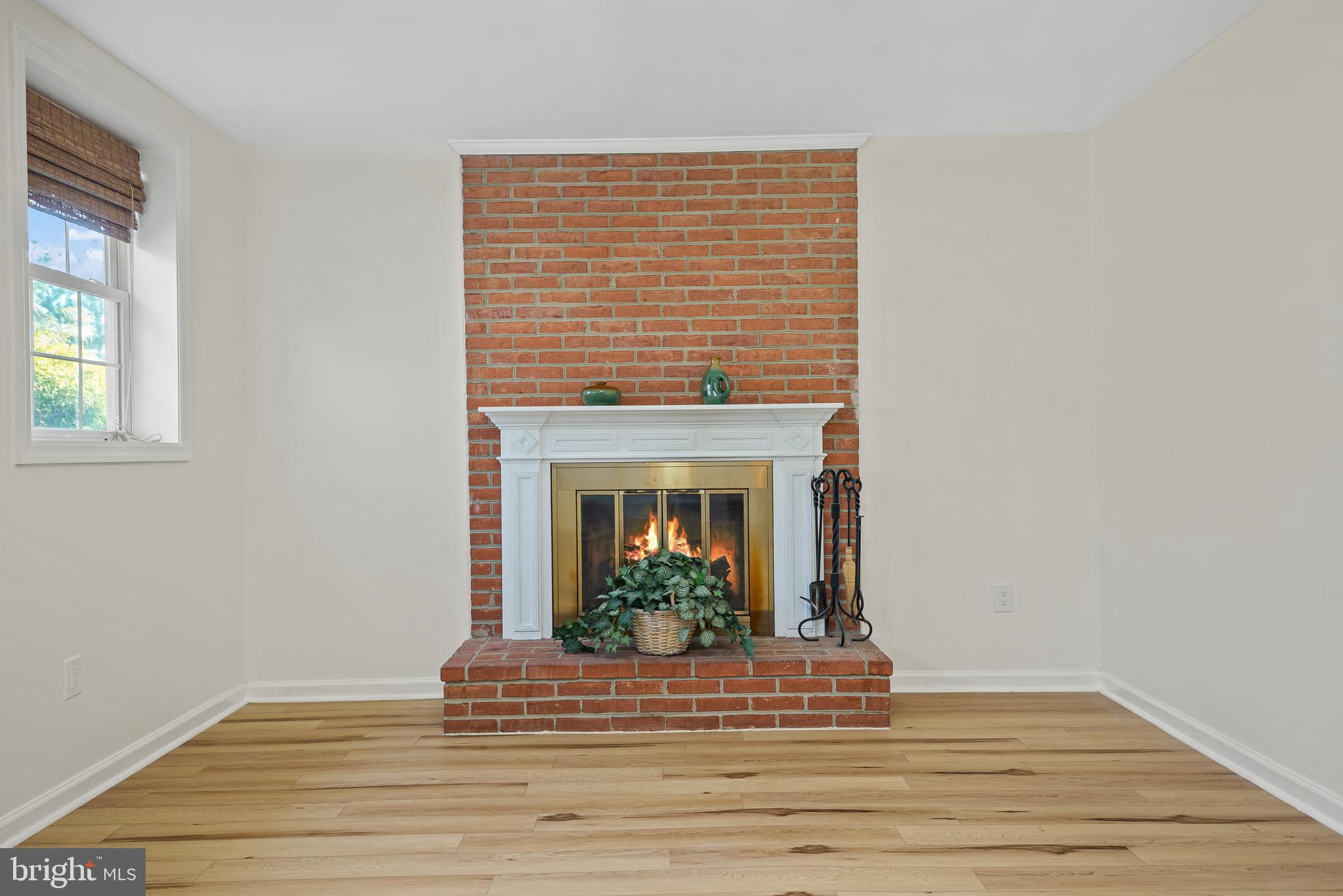 MILLS FARM - Residential
