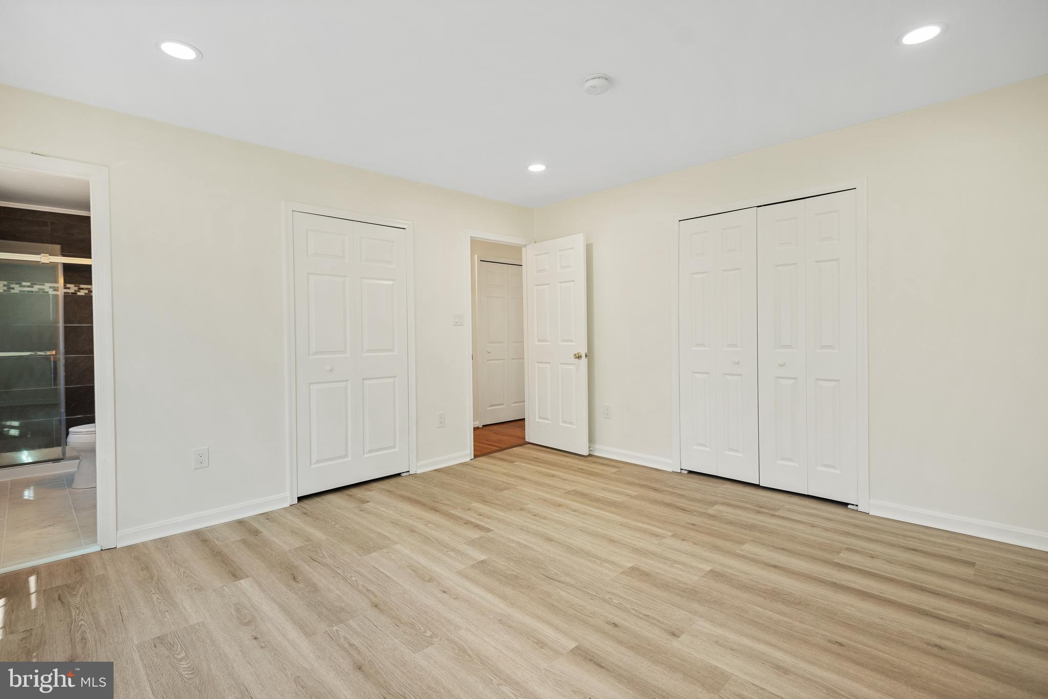MILLS FARM - Residential