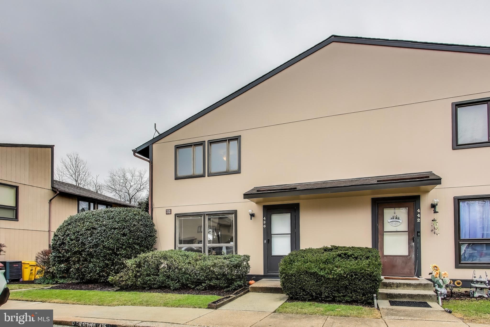 WOODSIDE SQUARE - Residential