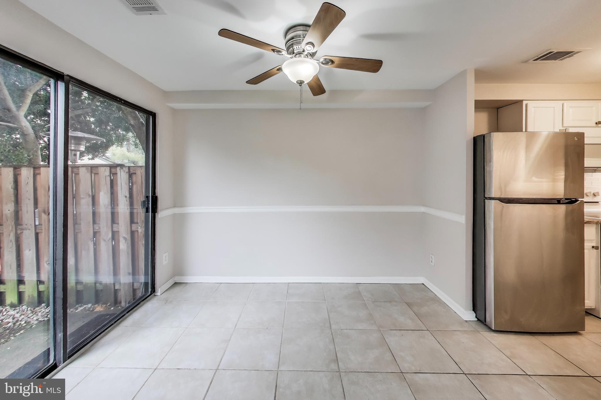 WOODSIDE SQUARE - Residential