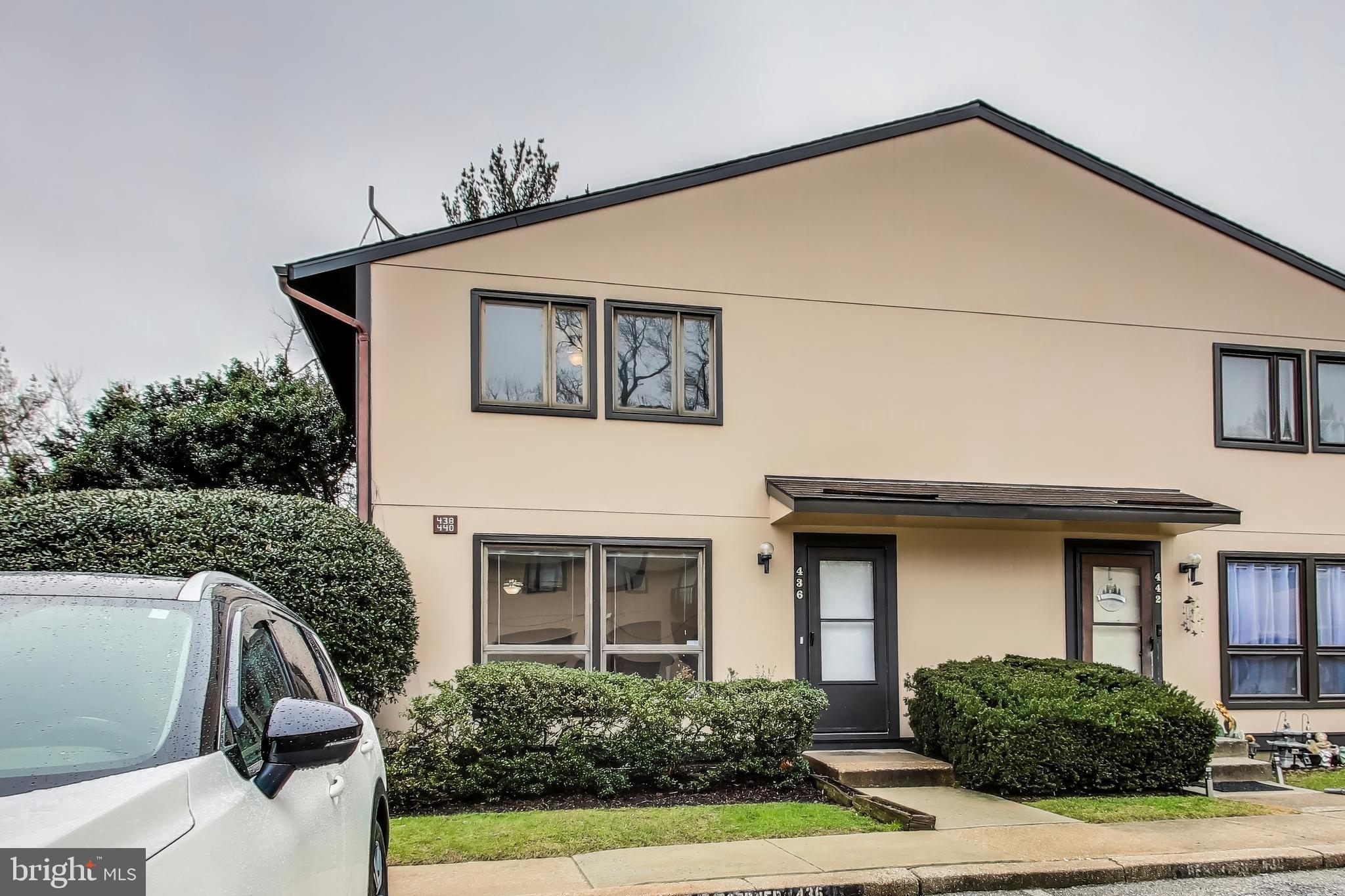 WOODSIDE SQUARE - Residential