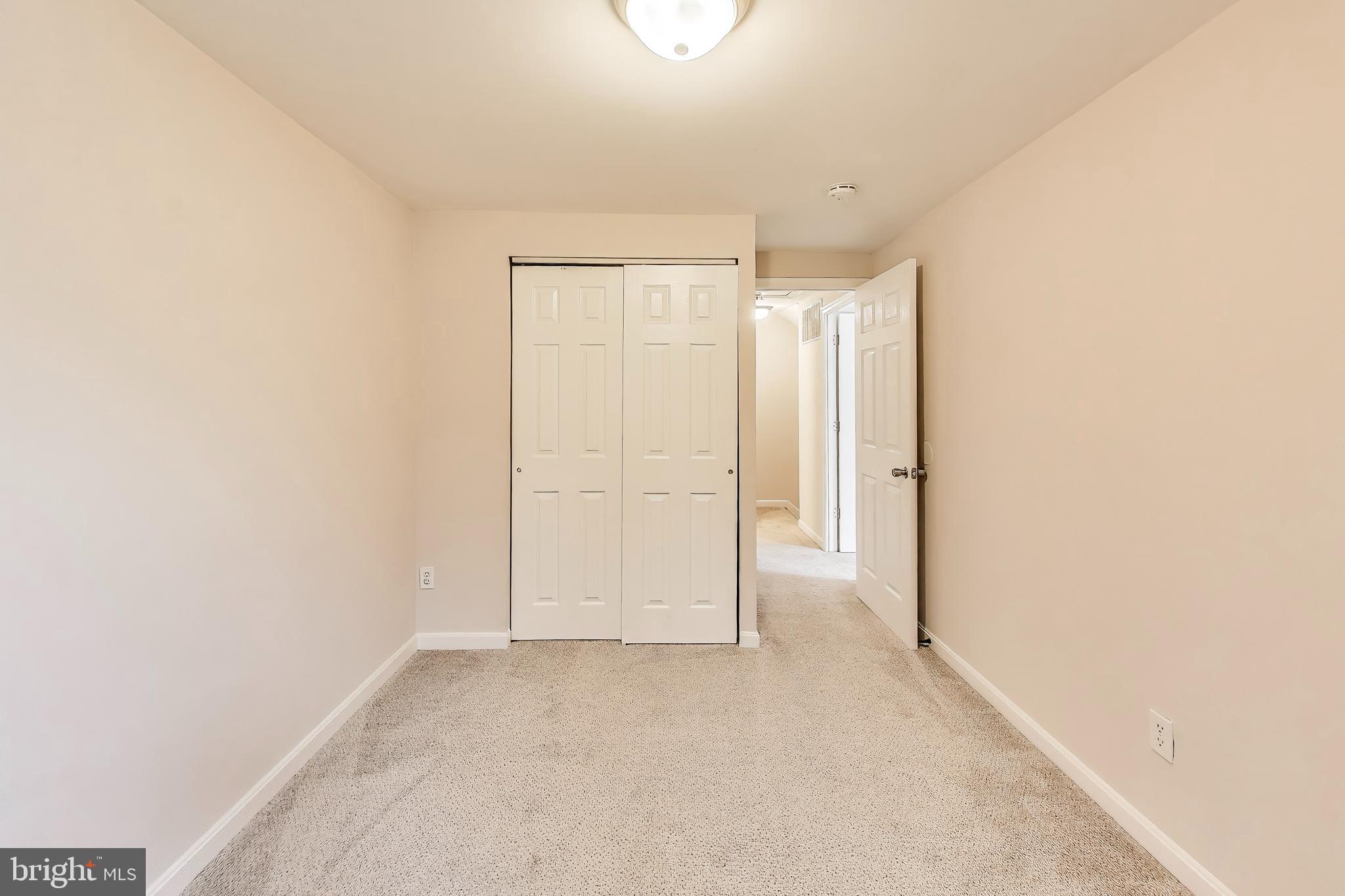 WOODSIDE SQUARE - Residential