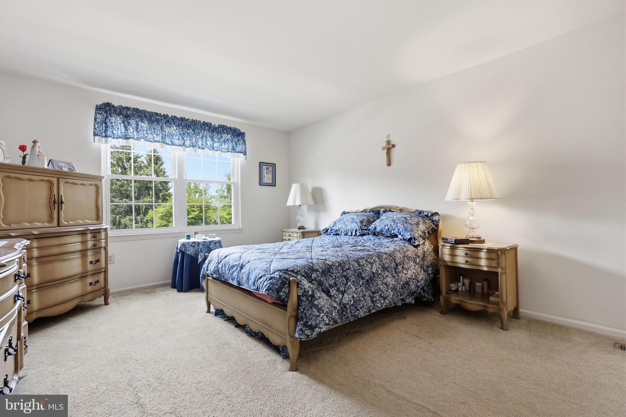 100 ACRE WOODS - Residential