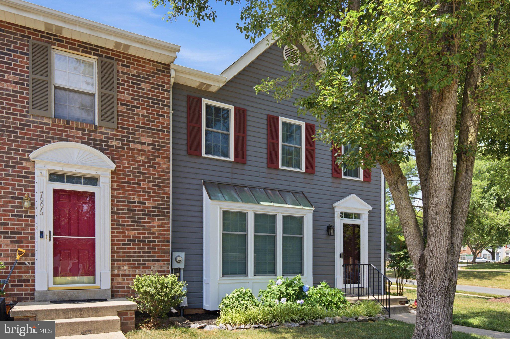 WATERSIDE - Residential