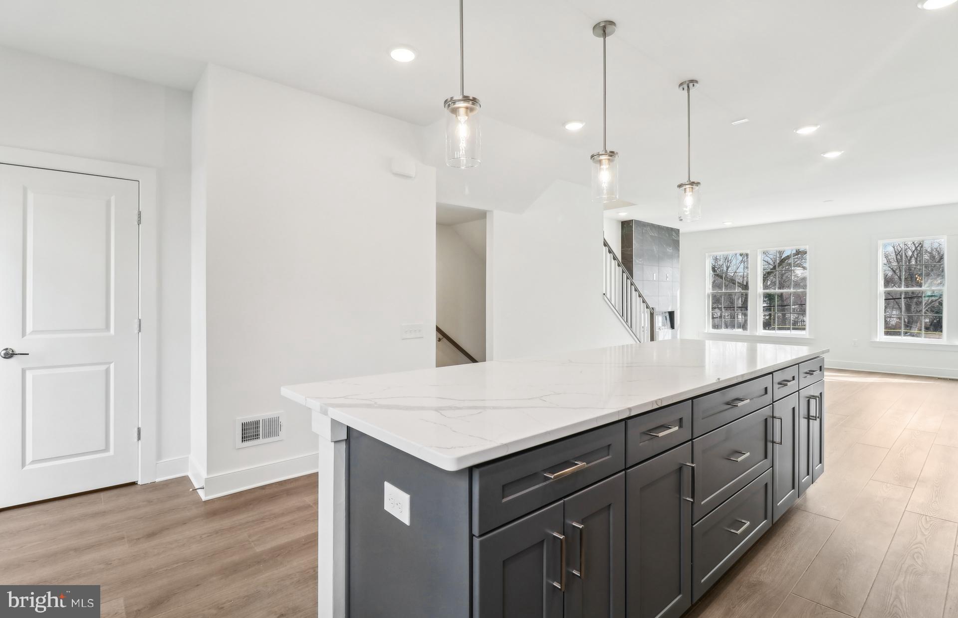 OVERLOOK AT FAIRFAX BOULEVARD - Residential