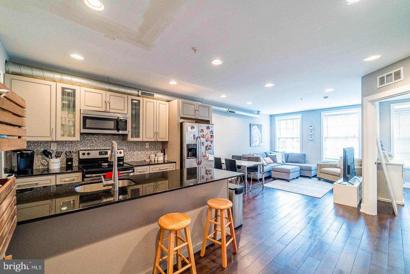 OLD CITY - Residential Lease