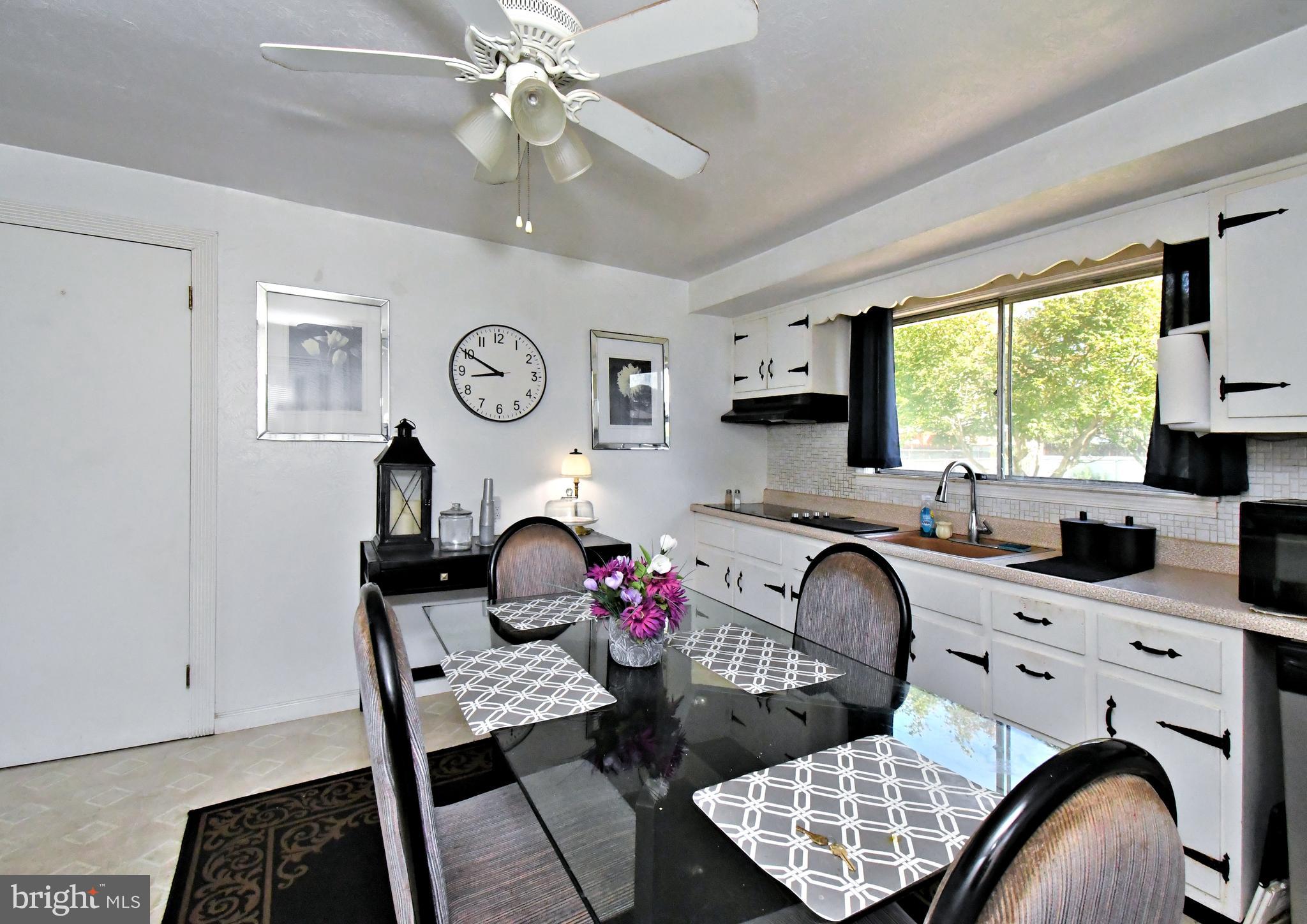 FEASTERVILLE HGTS - Residential