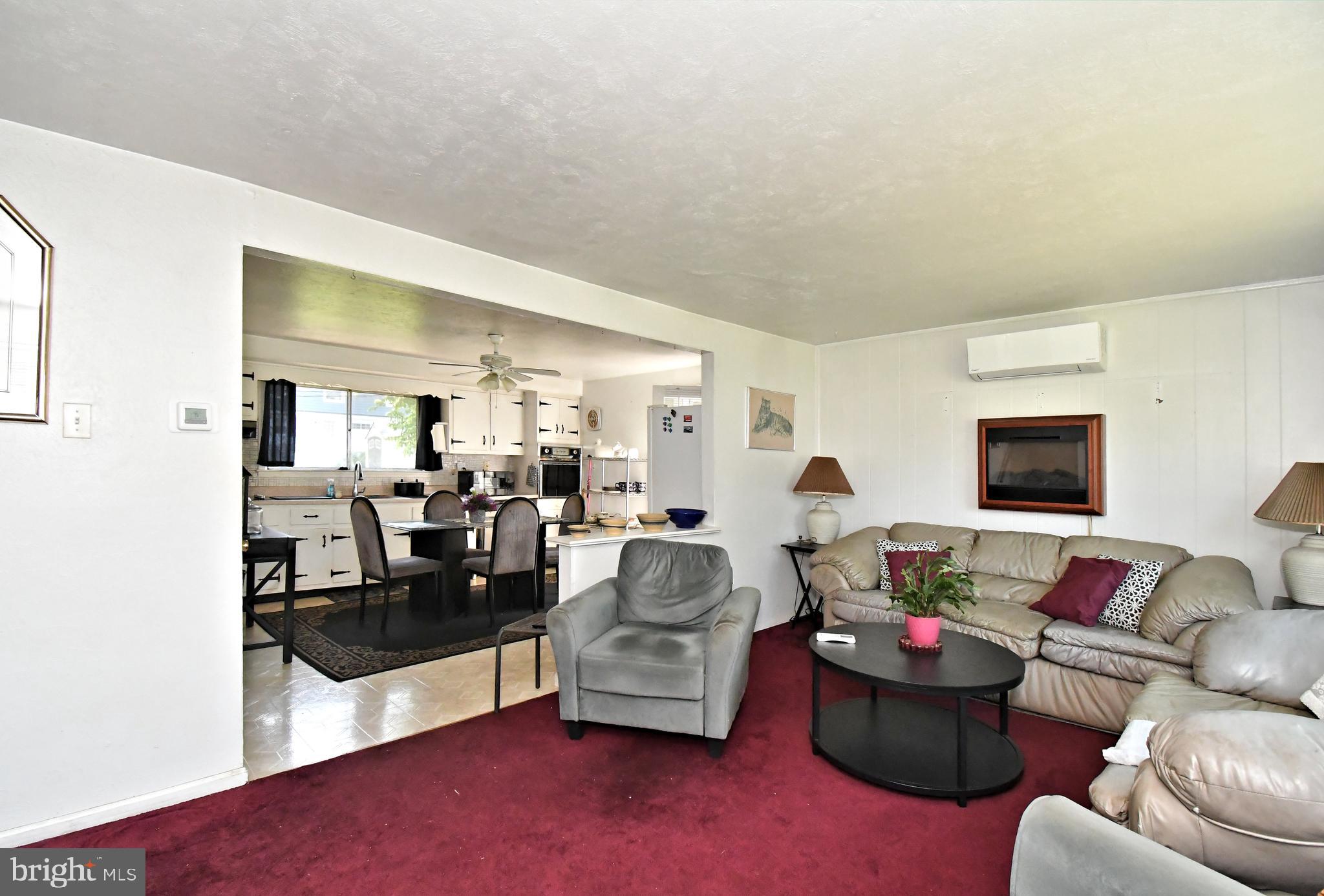 FEASTERVILLE HGTS - Residential