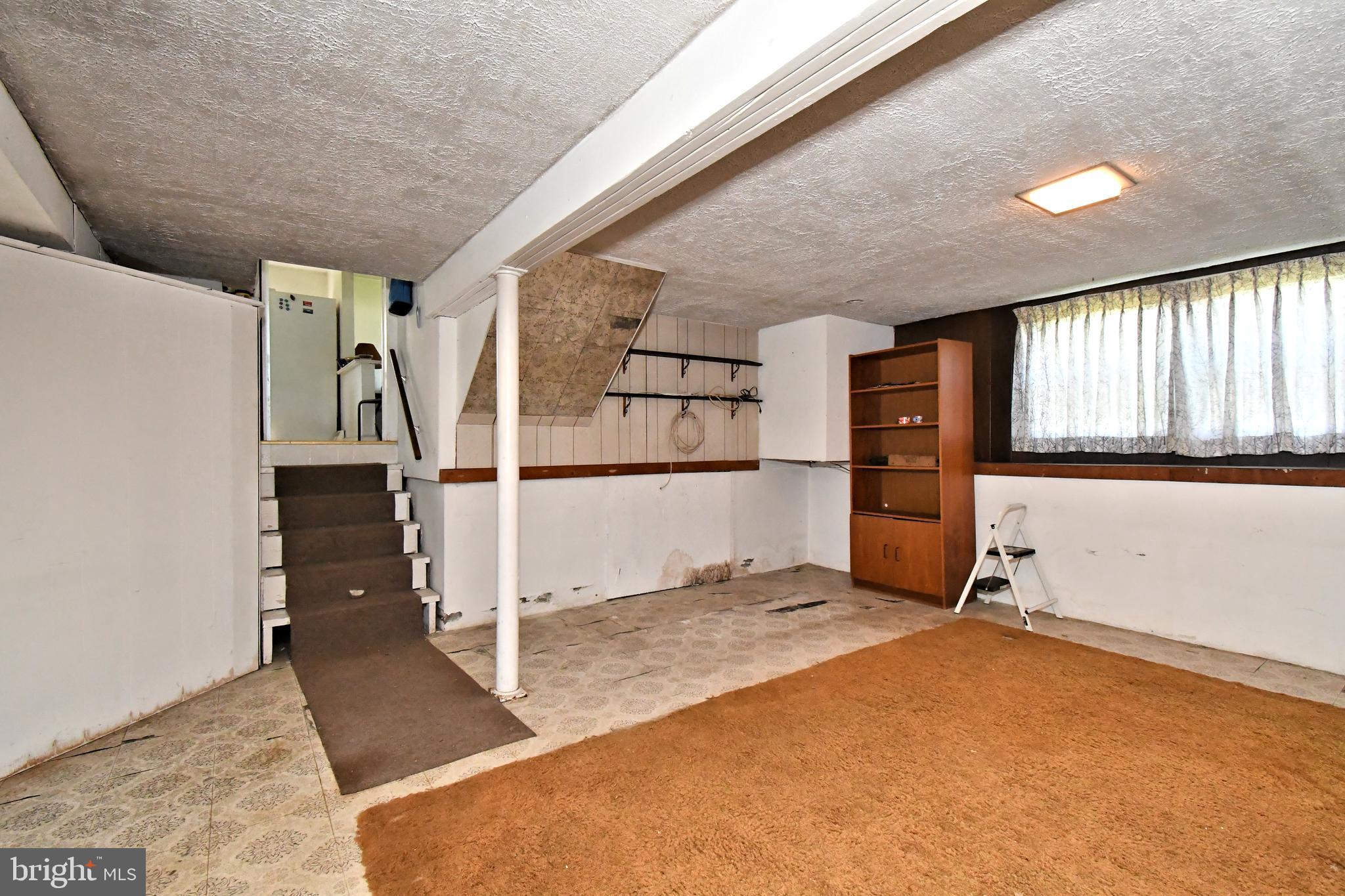 FEASTERVILLE HGTS - Residential