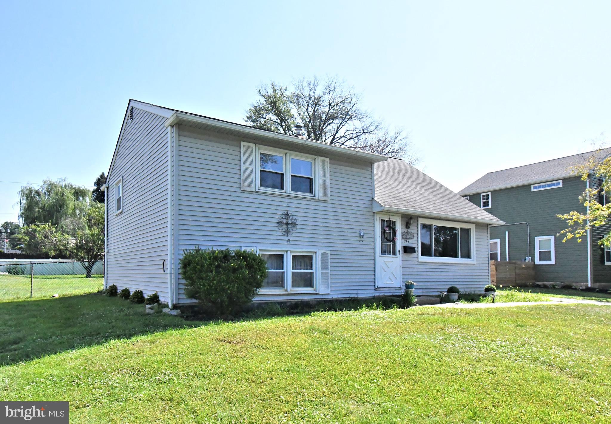 FEASTERVILLE HGTS - Residential