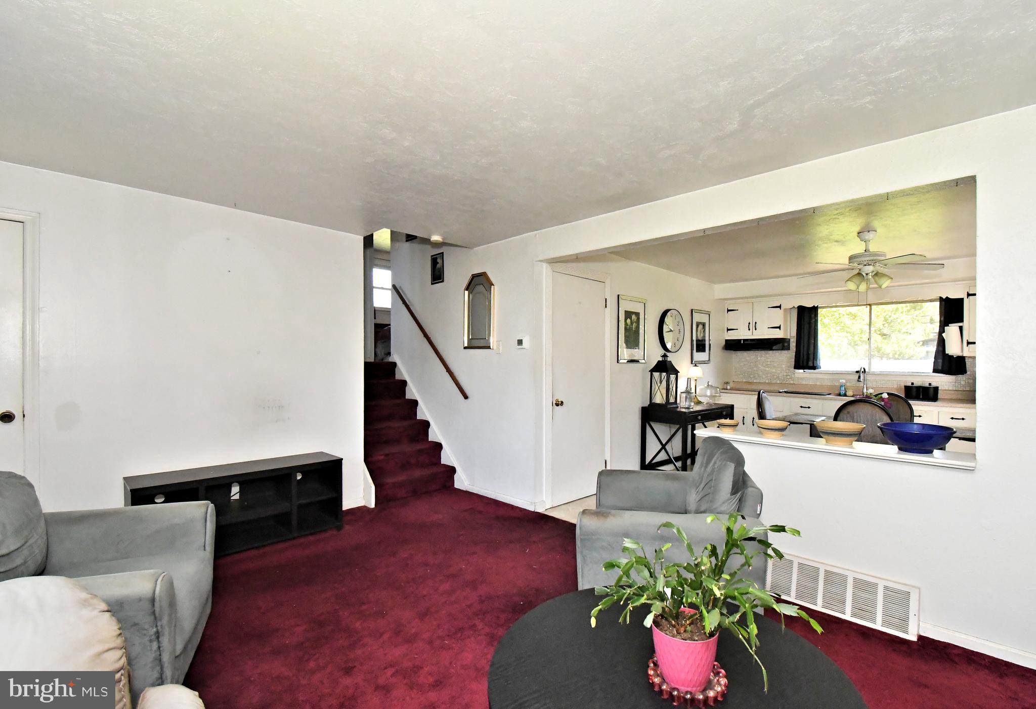 FEASTERVILLE HGTS - Residential