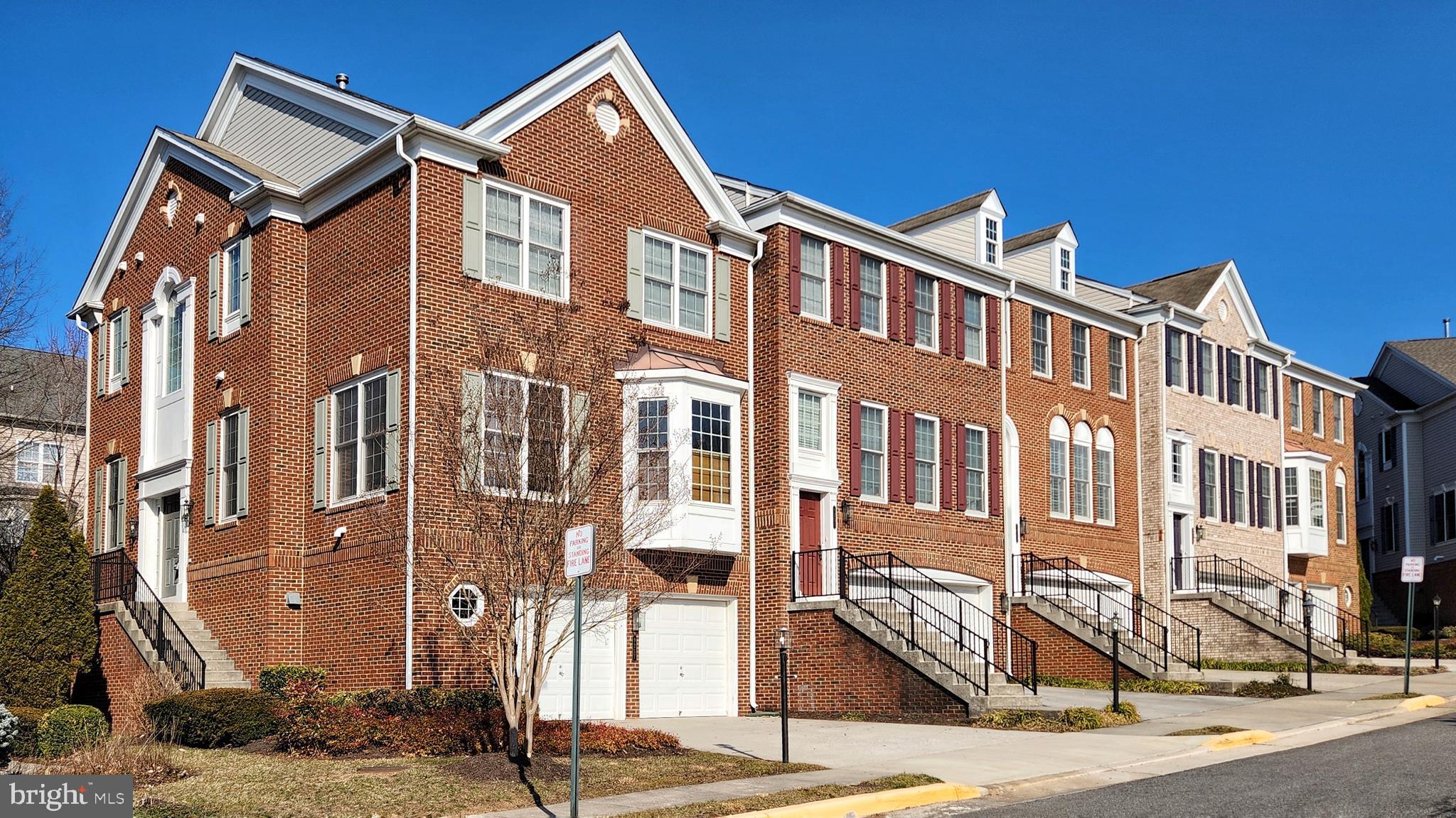 LAUREL RIDGE CROSSING - Residential Lease