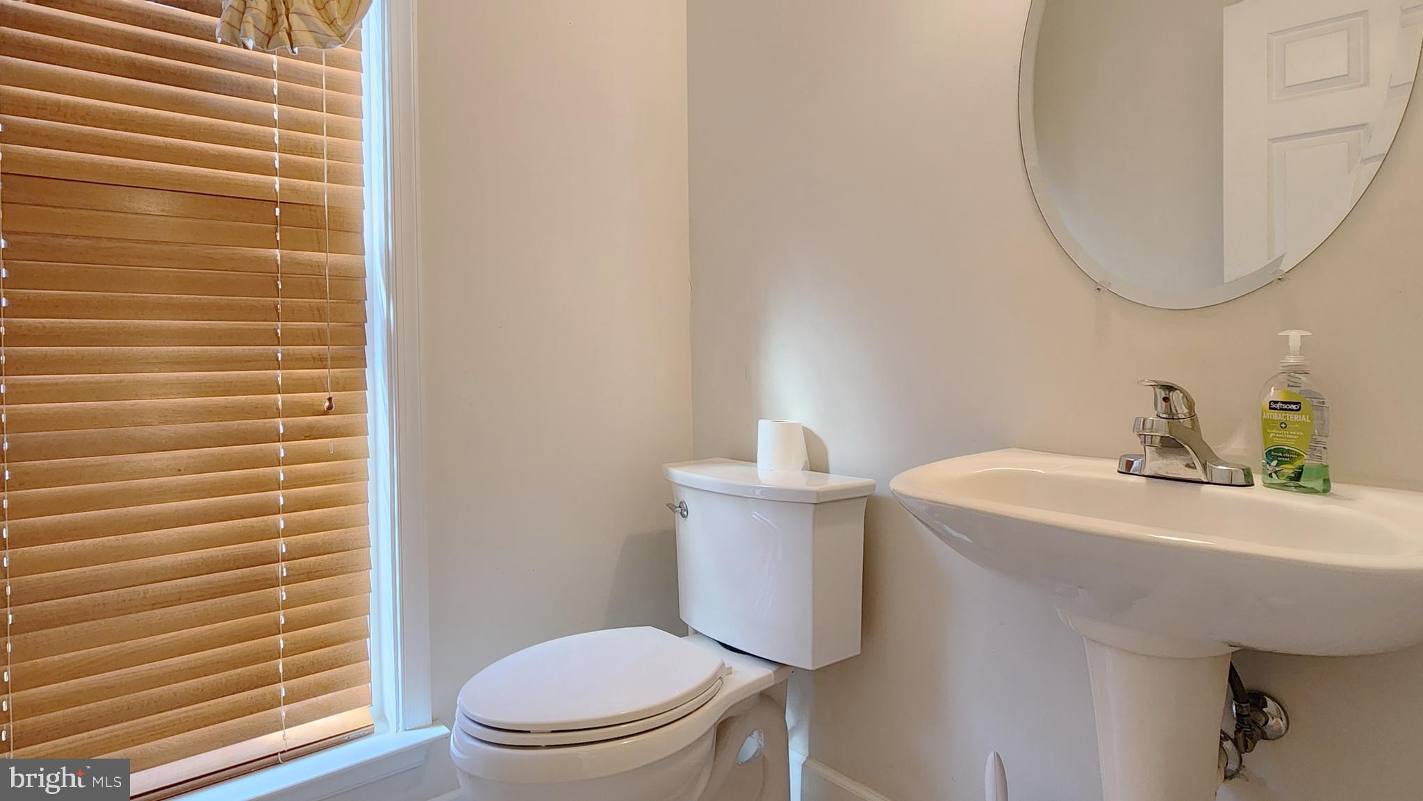 LAUREL RIDGE CROSSING - Residential Lease