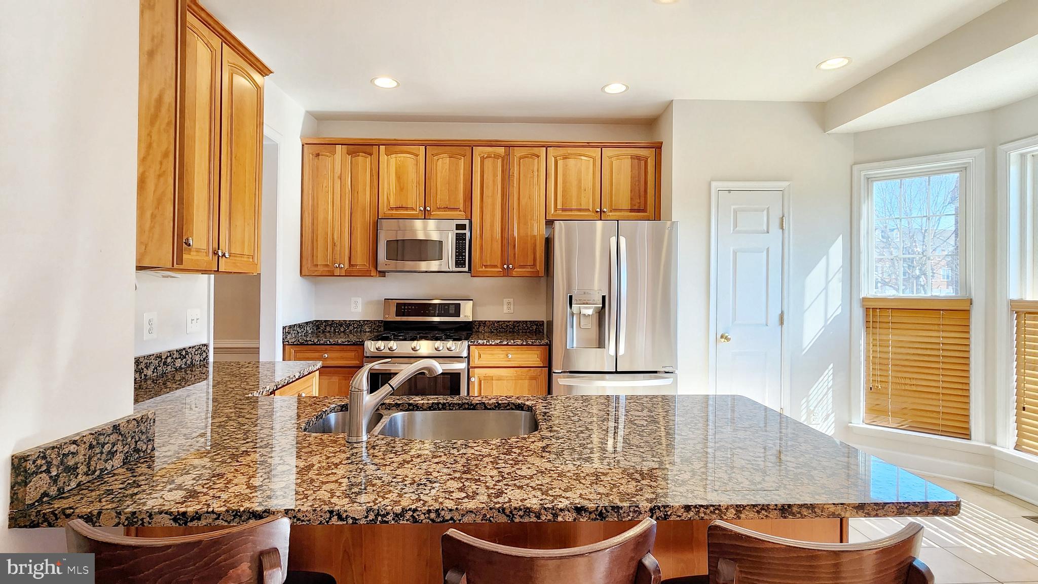 LAUREL RIDGE CROSSING - Residential Lease