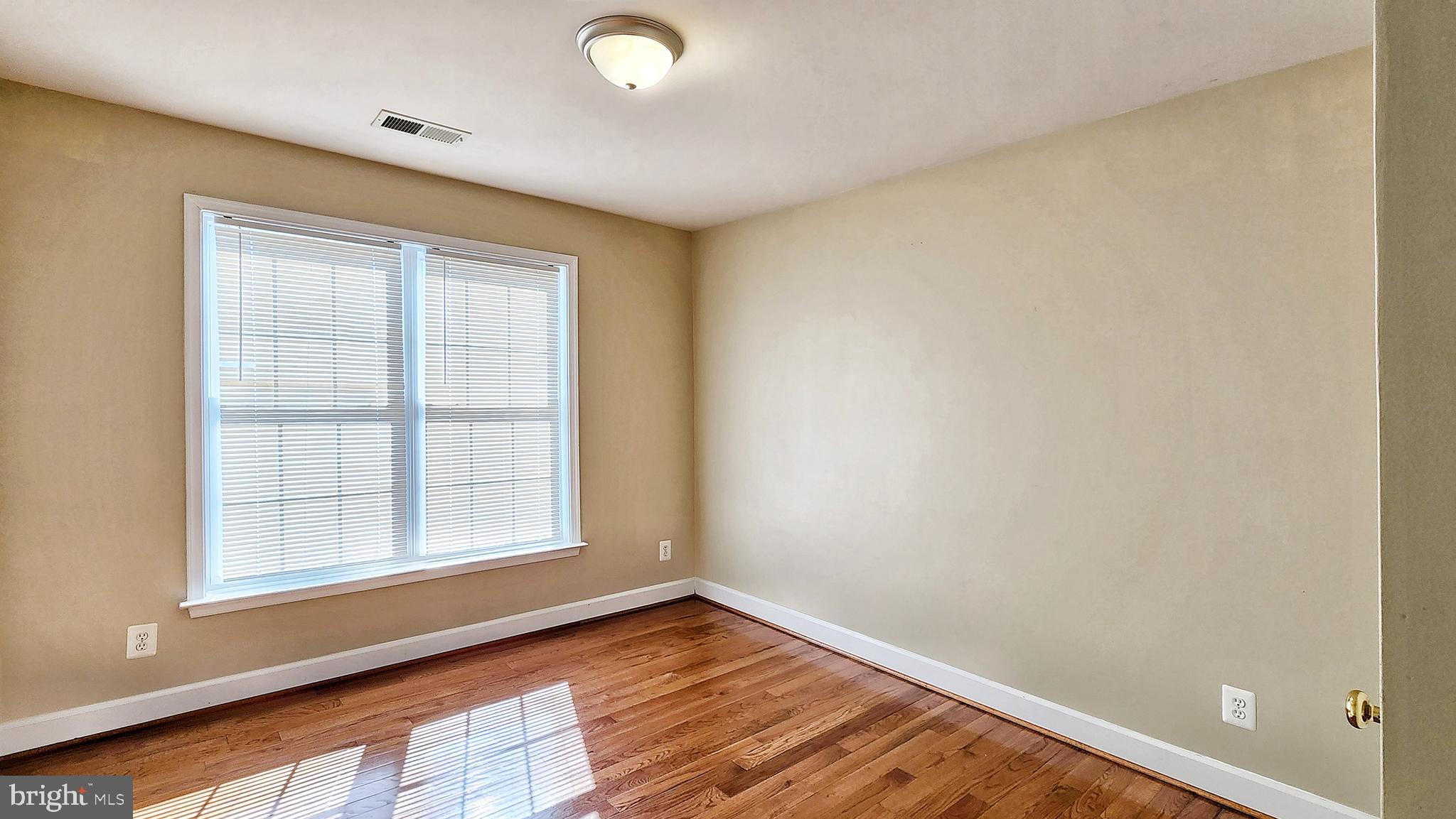 LAUREL RIDGE CROSSING - Residential Lease