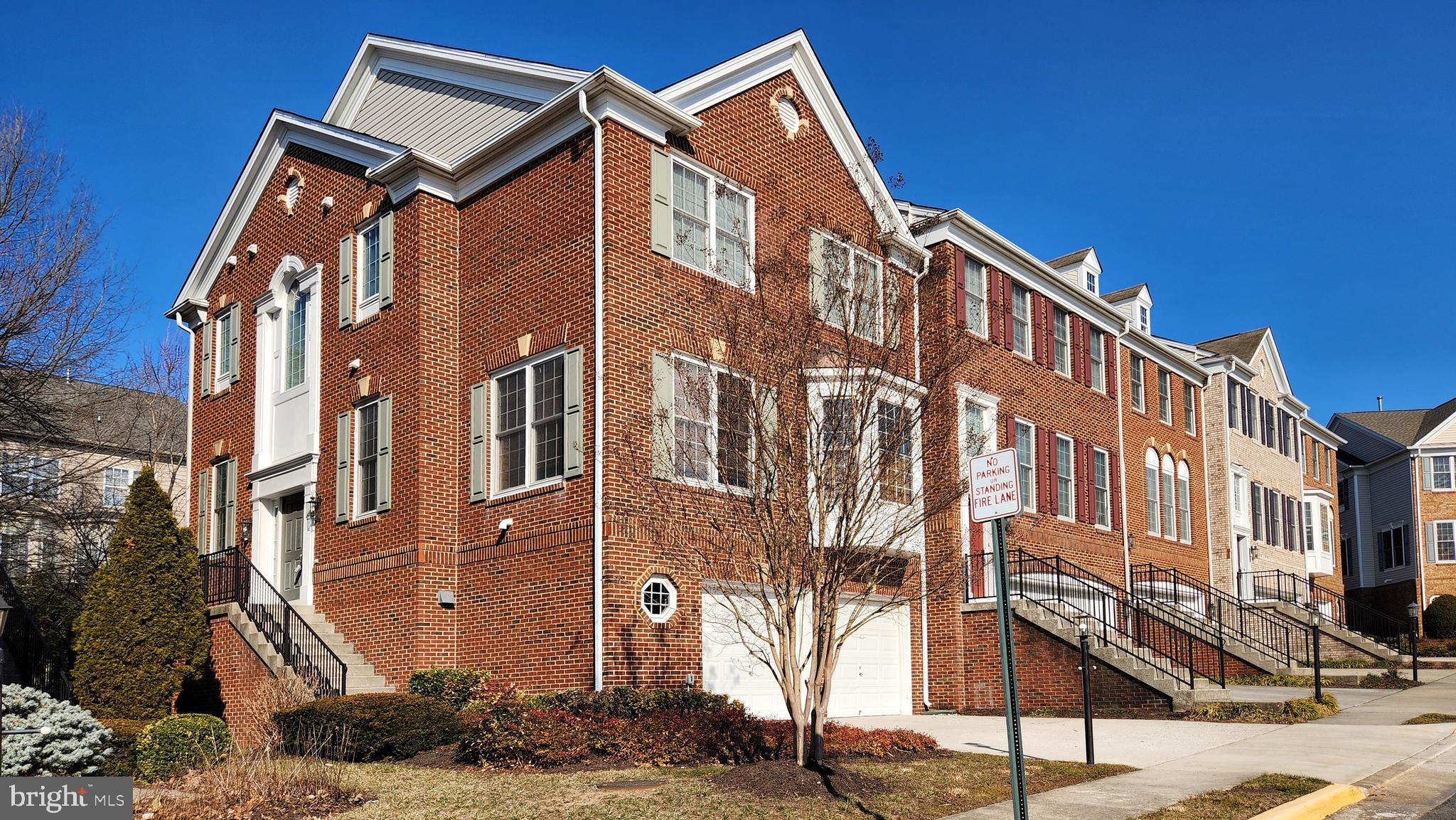 LAUREL RIDGE CROSSING - Residential Lease