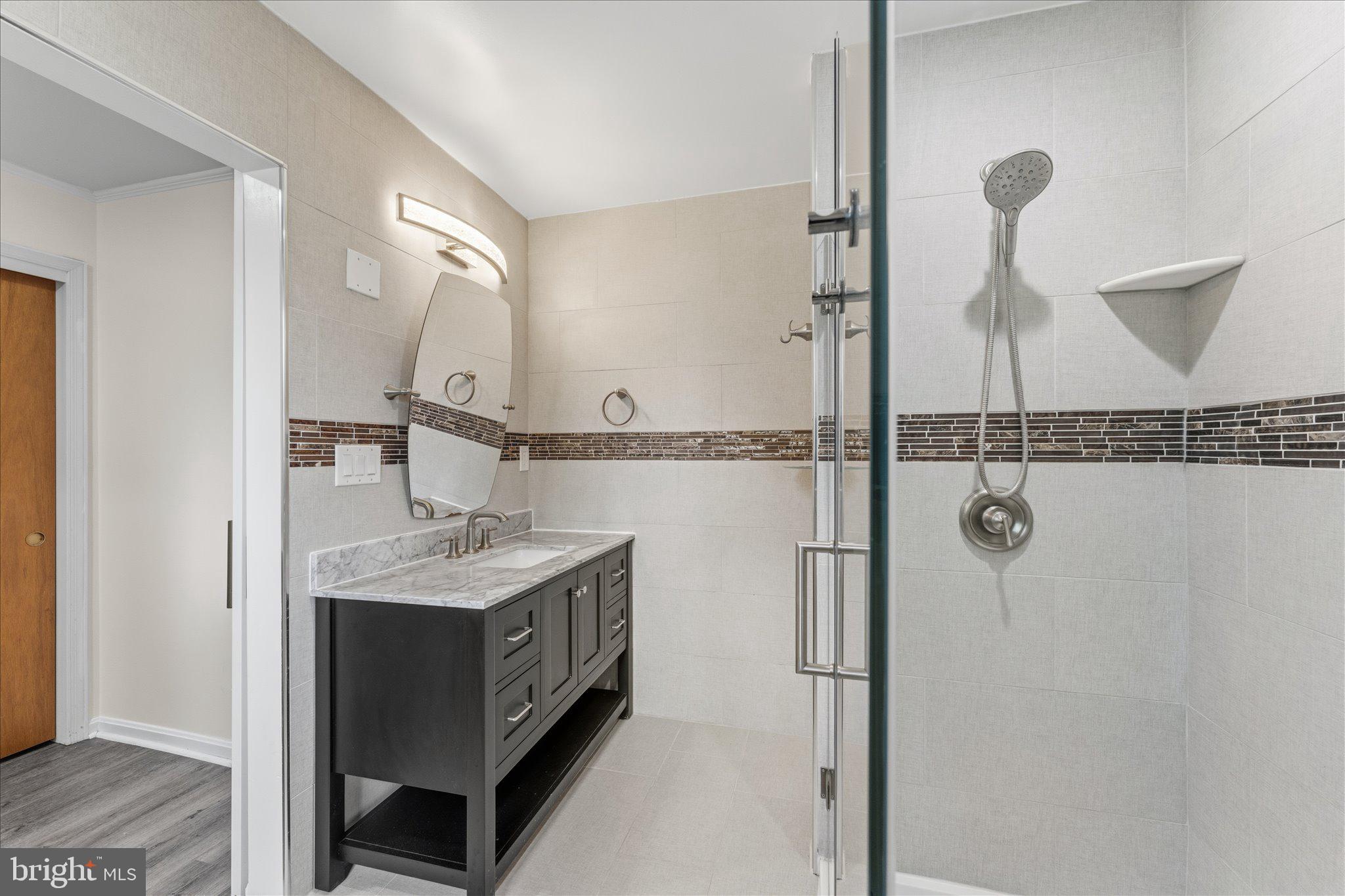 HICKORY GROVE - Residential