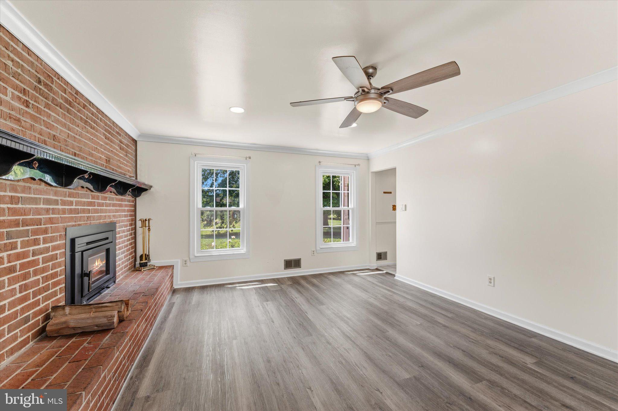 HICKORY GROVE - Residential