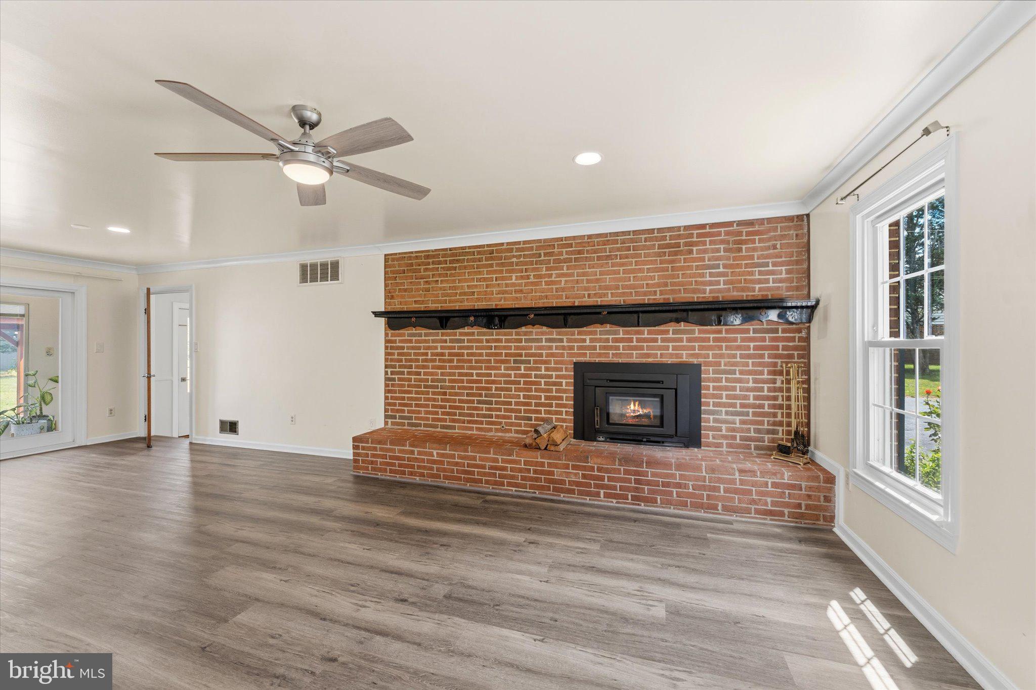 HICKORY GROVE - Residential