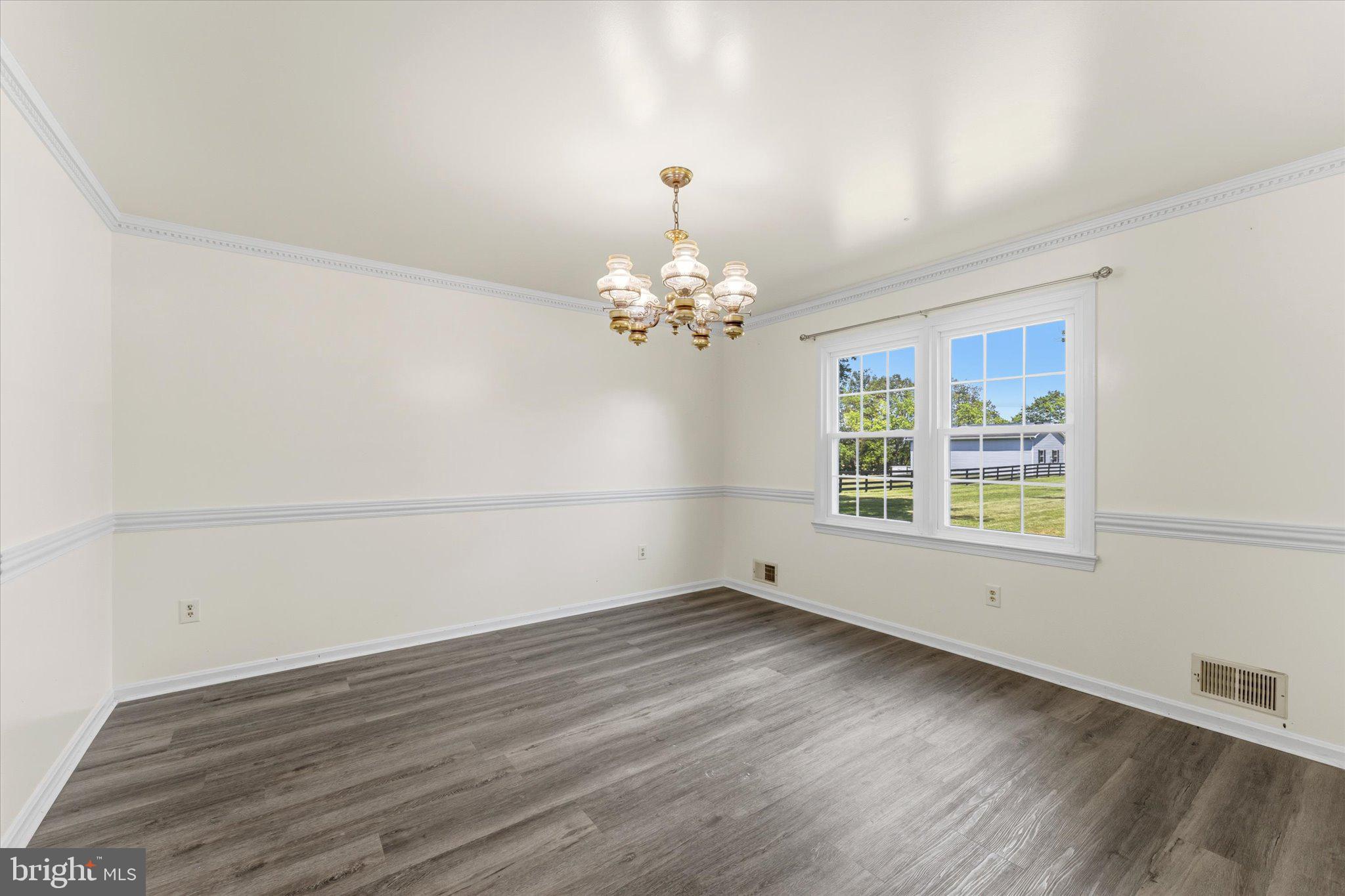 HICKORY GROVE - Residential