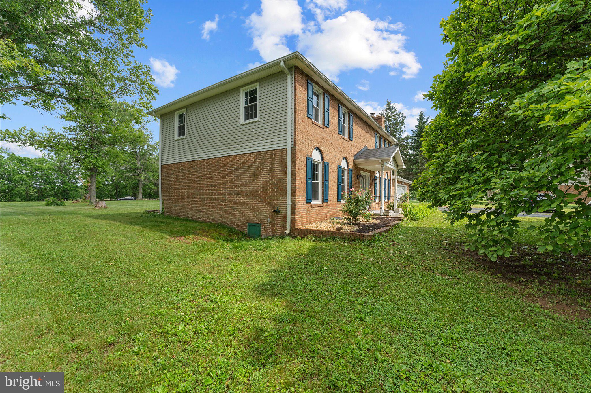 HICKORY GROVE - Residential