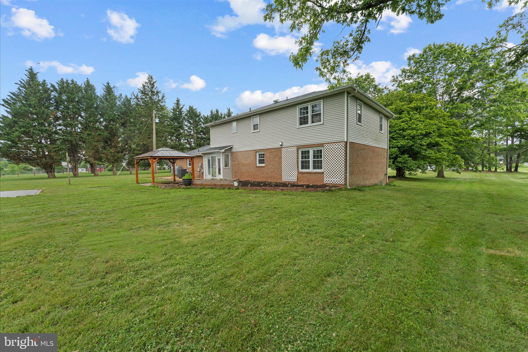 HICKORY GROVE - Residential