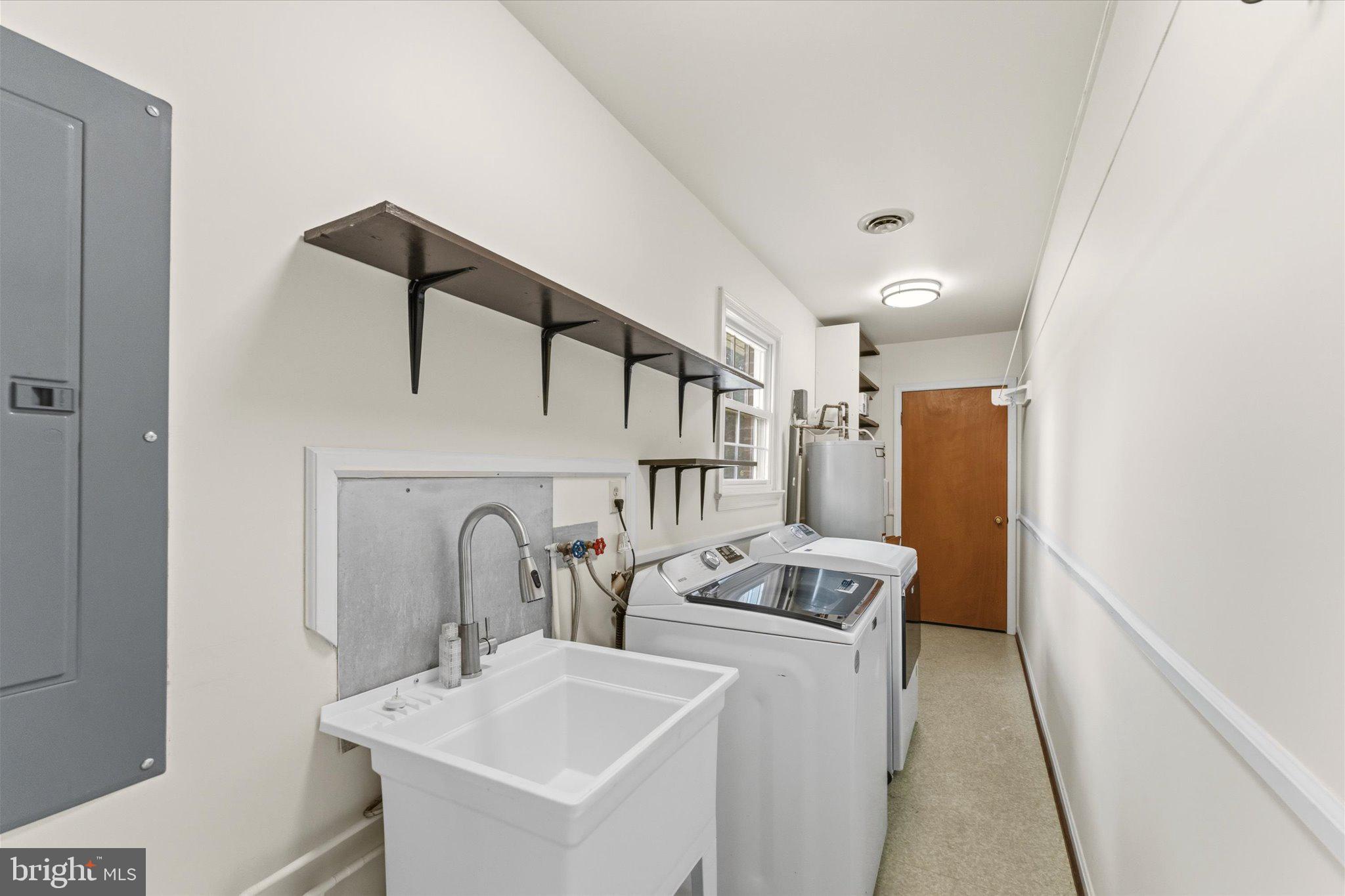 HICKORY GROVE - Residential