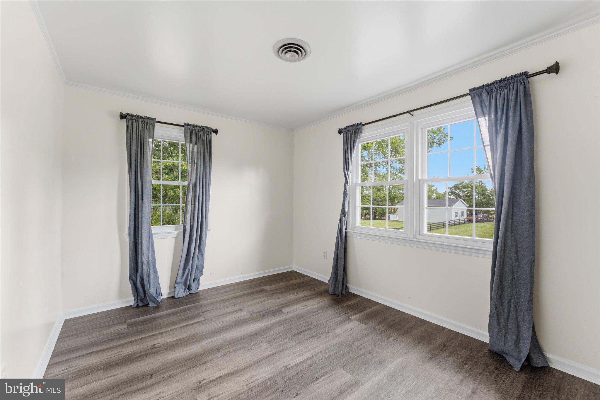 HICKORY GROVE - Residential