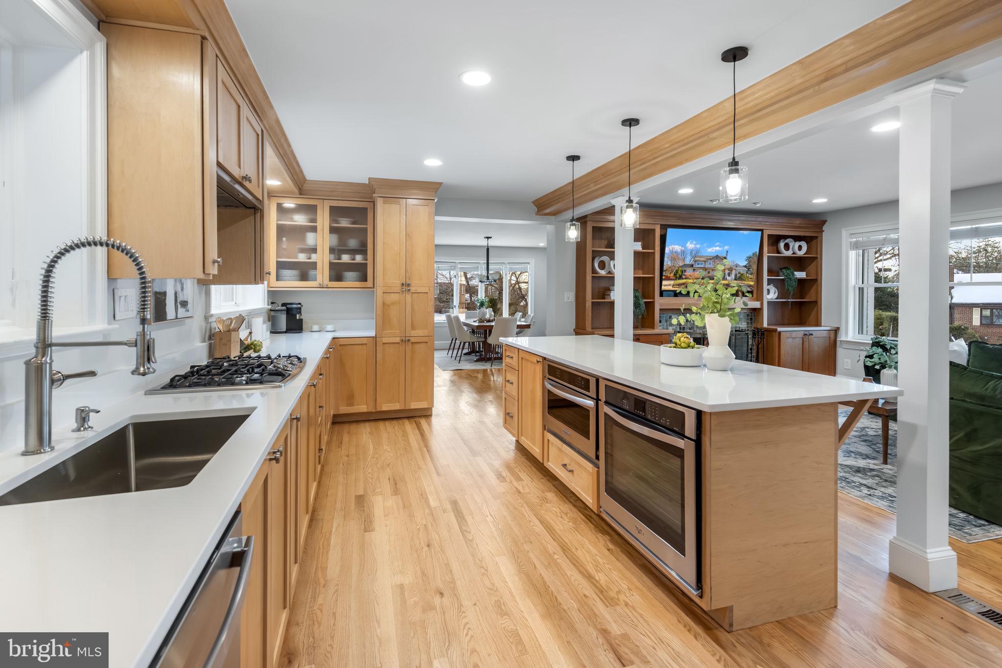 BERKSHIRE OAKWOOD - Residential