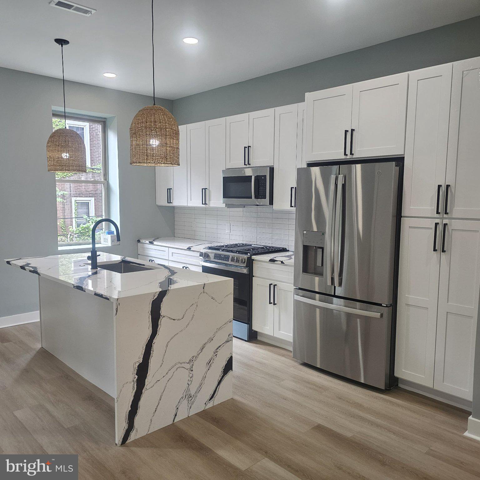 LOGAN - Residential
