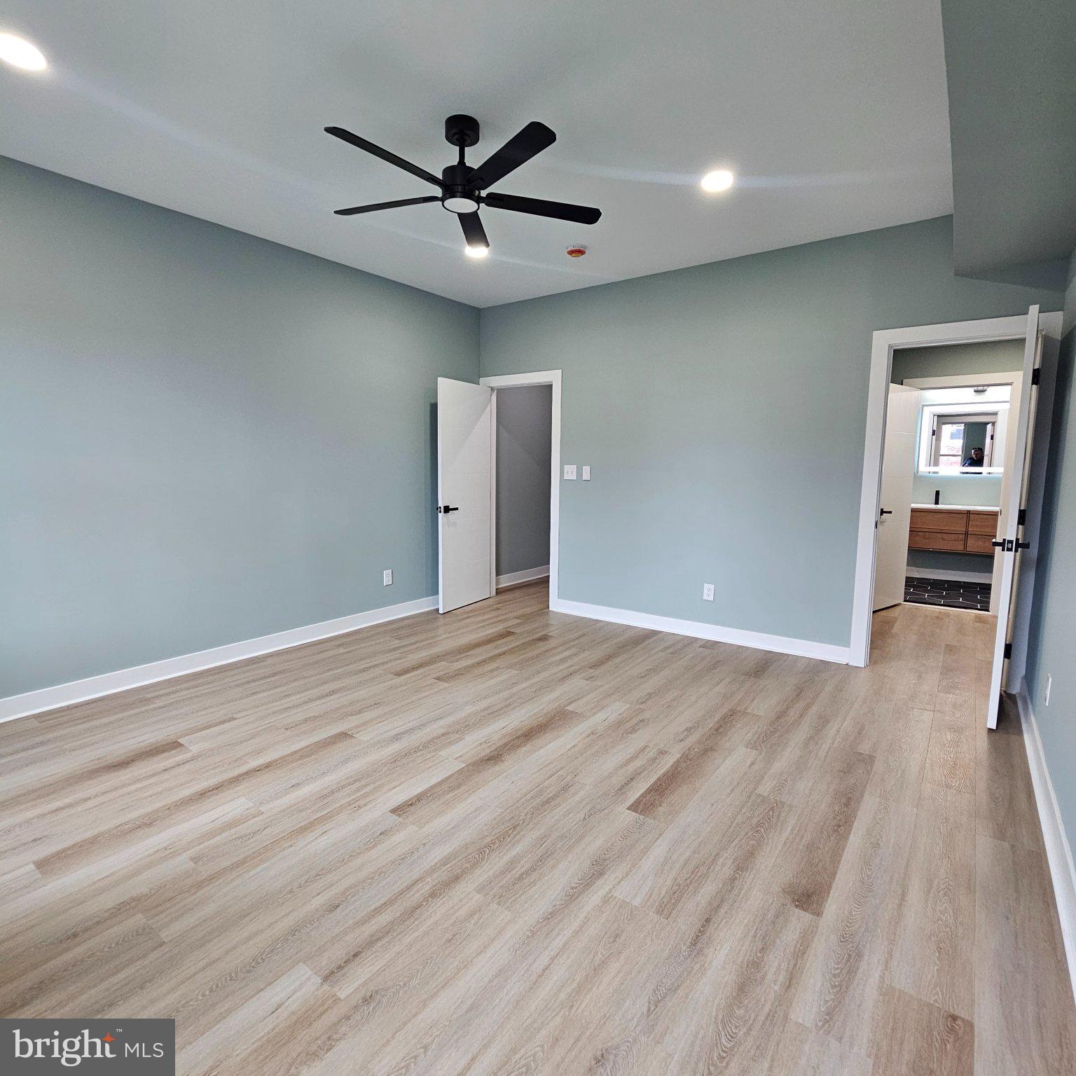 LOGAN - Residential