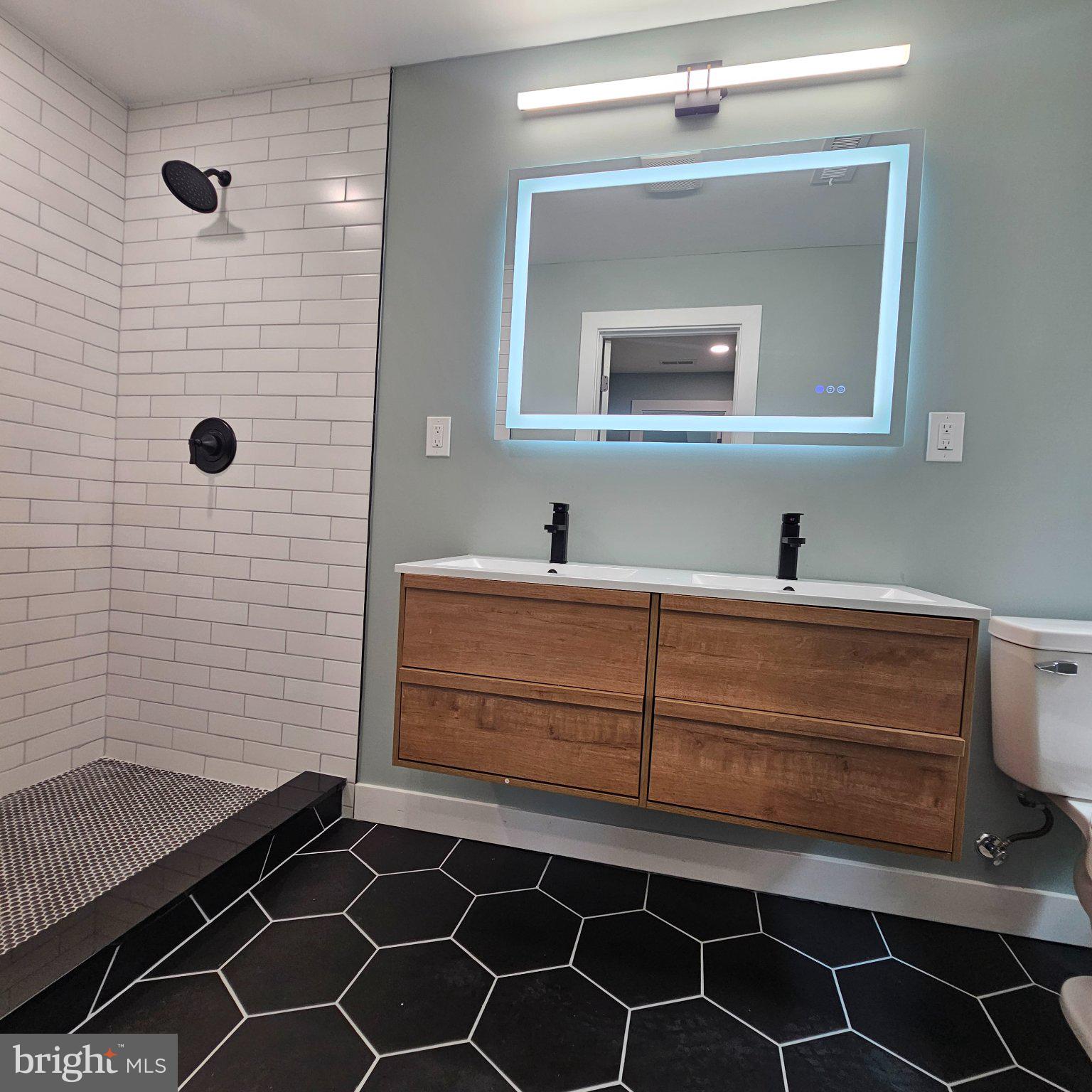 LOGAN - Residential