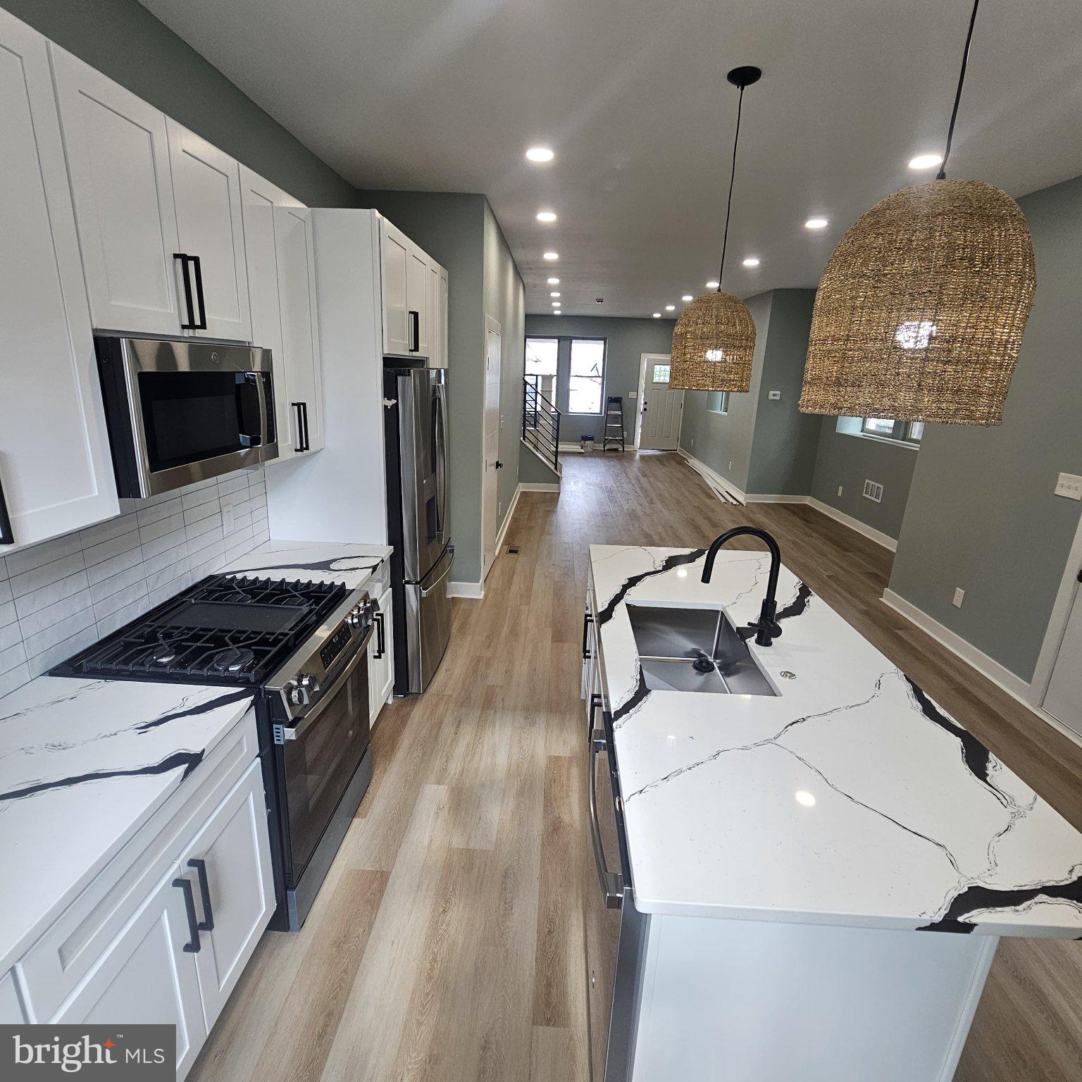 LOGAN - Residential