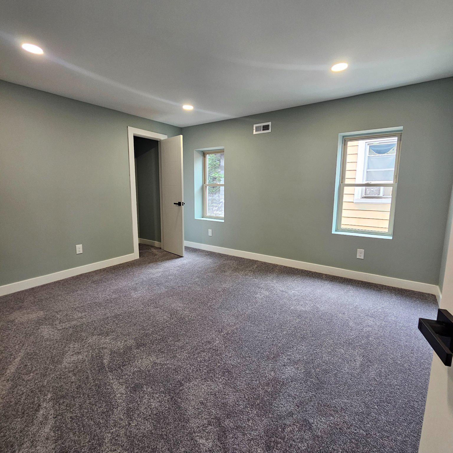 LOGAN - Residential