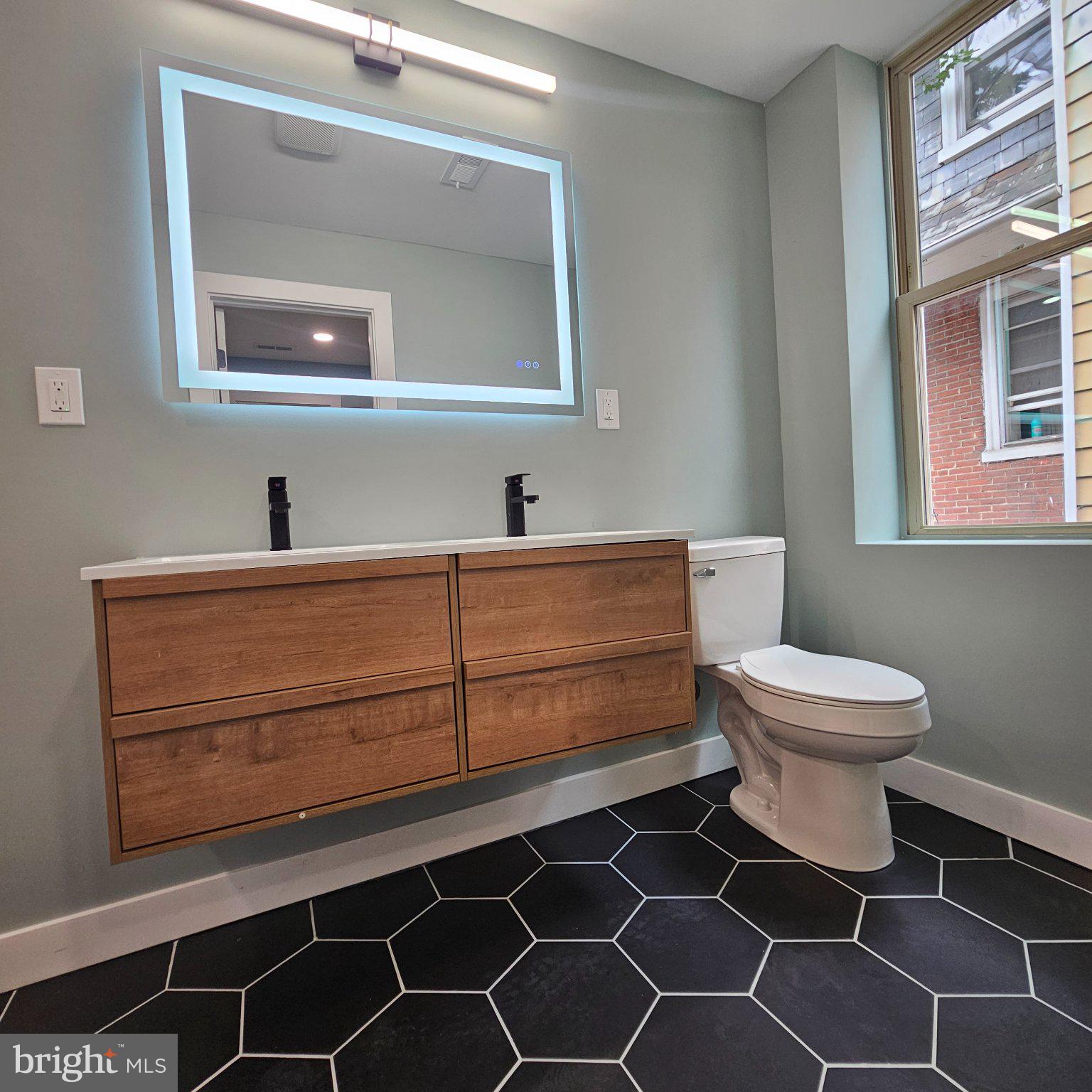 LOGAN - Residential