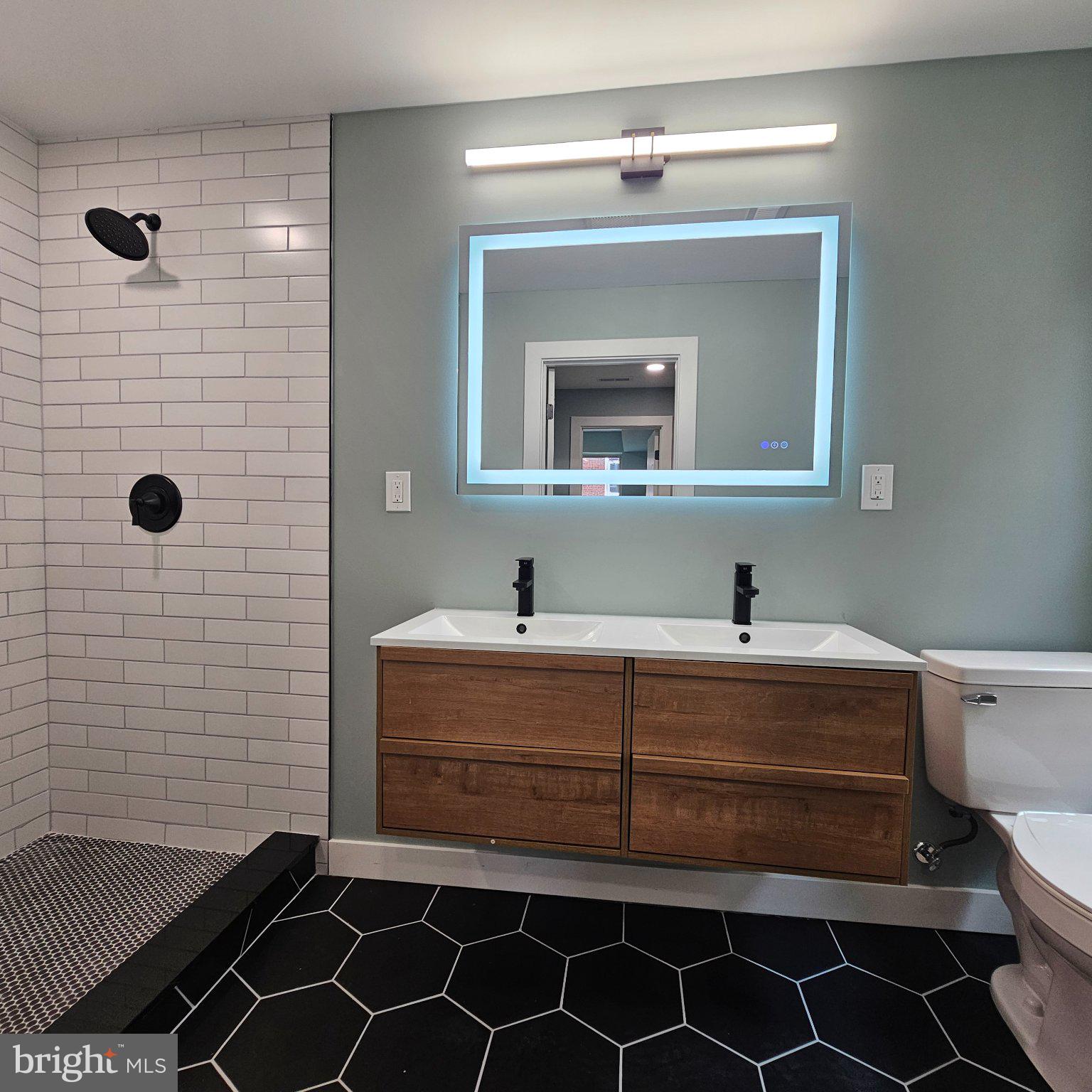 LOGAN - Residential